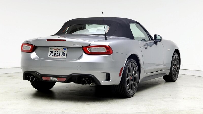 2017 Fiat 124 Spider Abarth 8