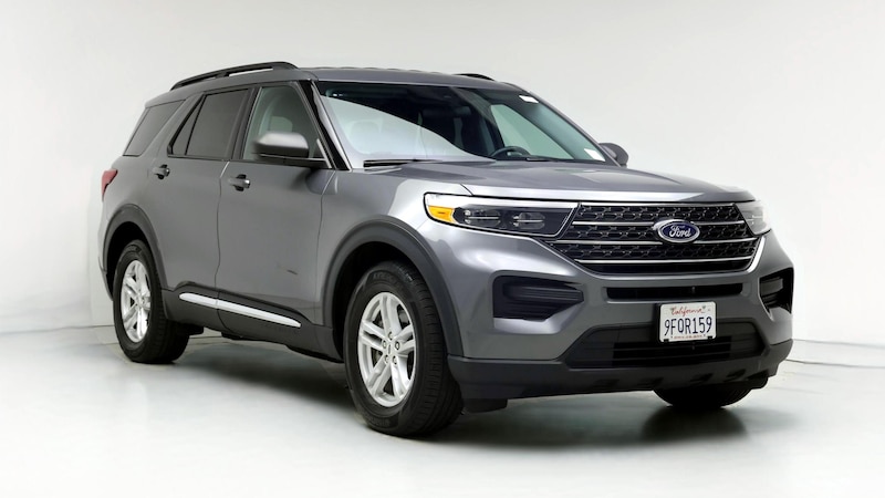 2023 Ford Explorer XLT Hero Image