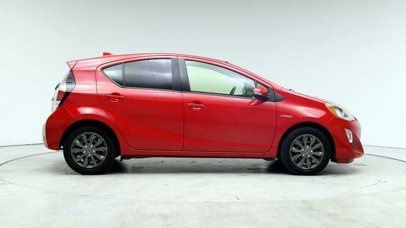 2016 Toyota Prius c One 7