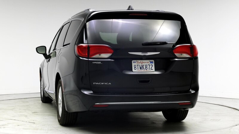 2019 Chrysler Pacifica Touring L 6