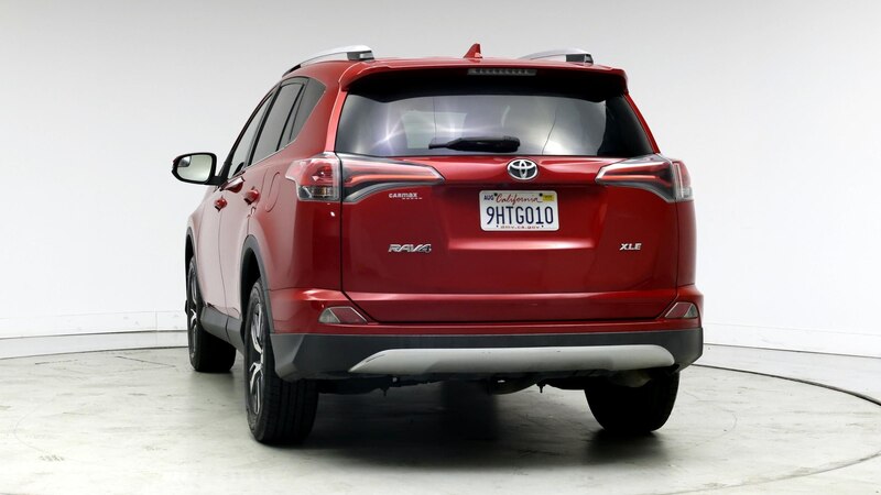 2016 Toyota RAV4 XLE 6