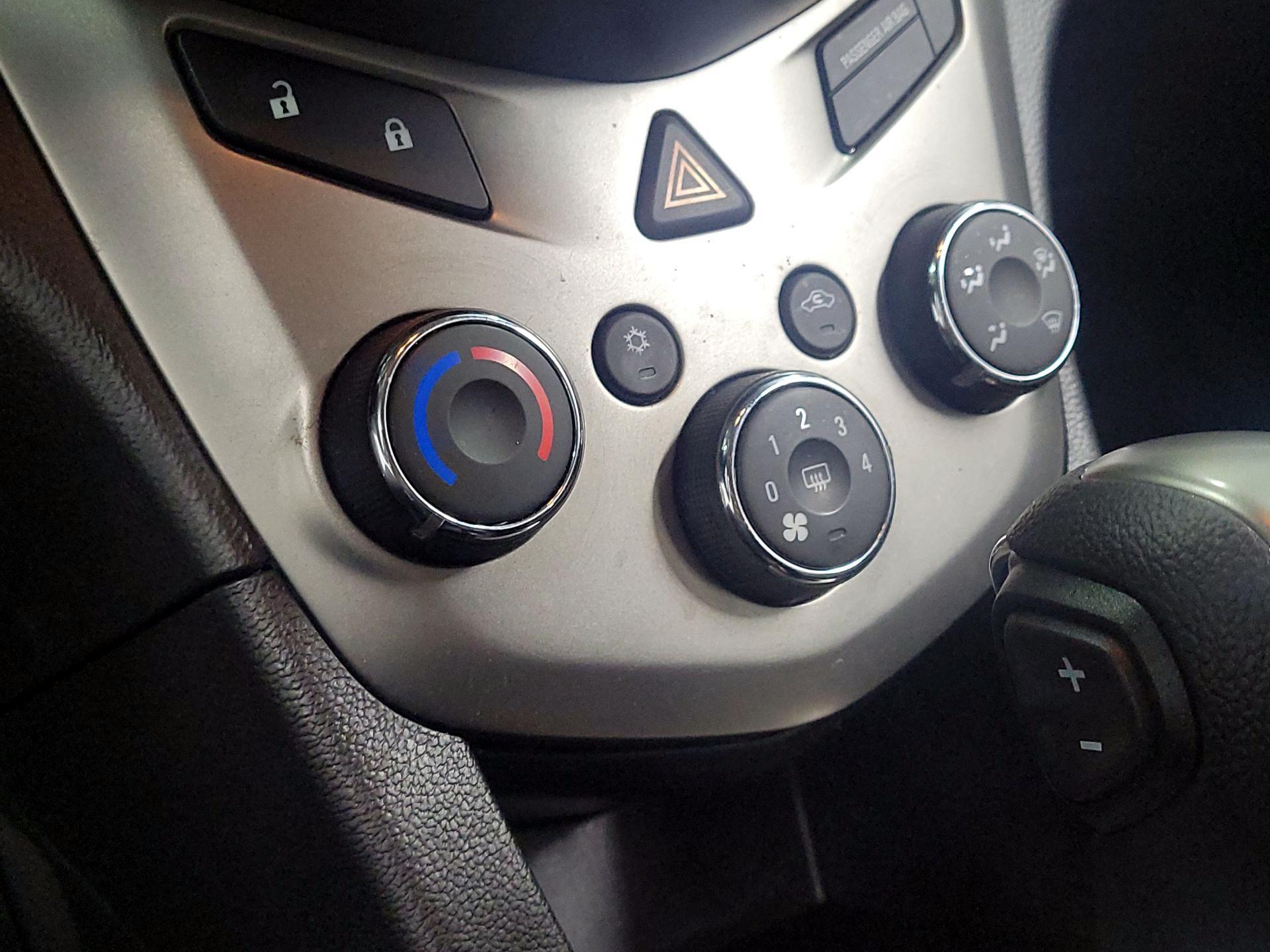 Thumbnail: 2016 Chevrolet Sonic - 15