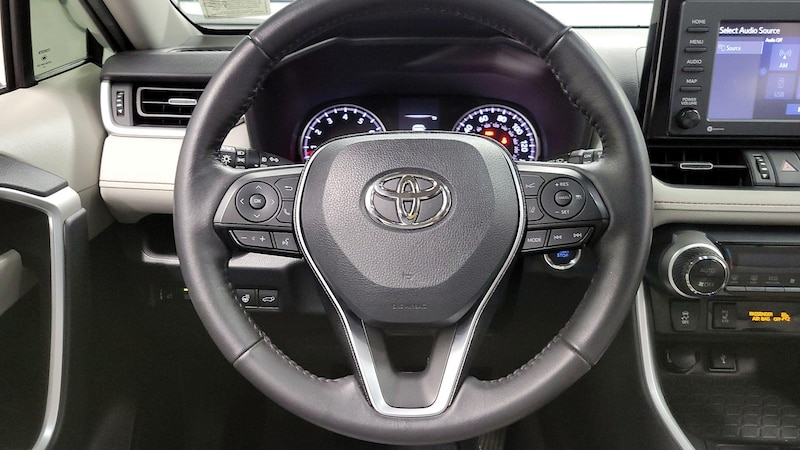 2021 Toyota RAV4 XLE Premium 10