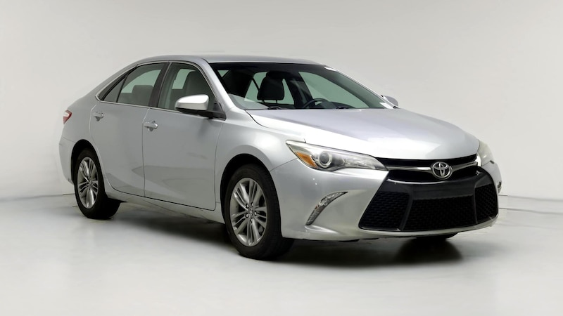 2017 Toyota Camry SE Hero Image