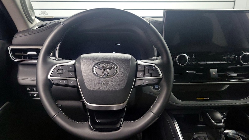 2024 Toyota Highlander Limited 10