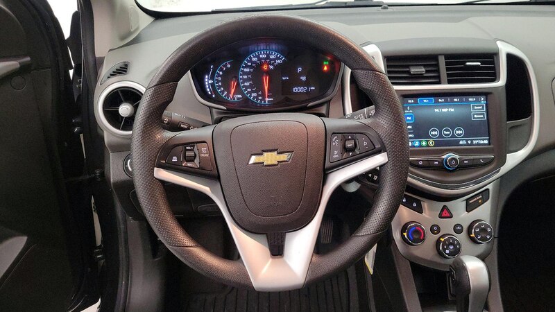 2019 Chevrolet Sonic LT 10