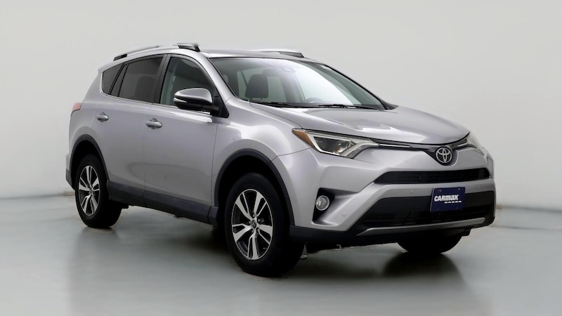 2017 Toyota RAV4 XLE Hero Image