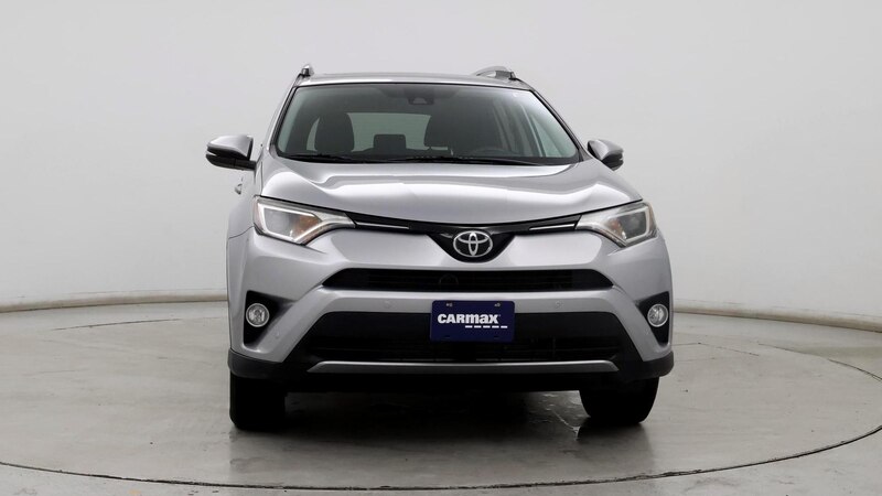 2017 Toyota RAV4 XLE 5