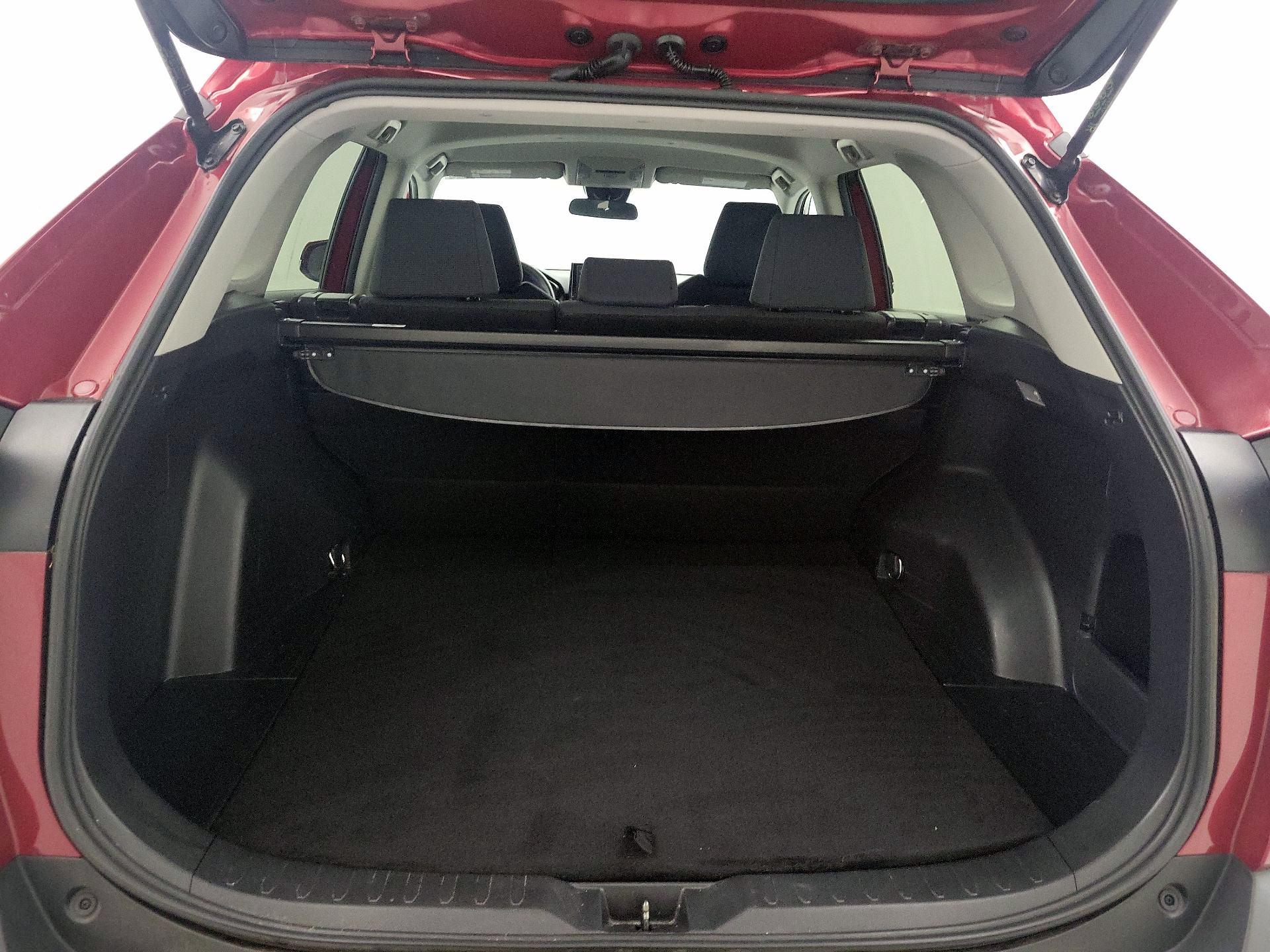 Thumbnail: 2019 Toyota RAV4 - 20