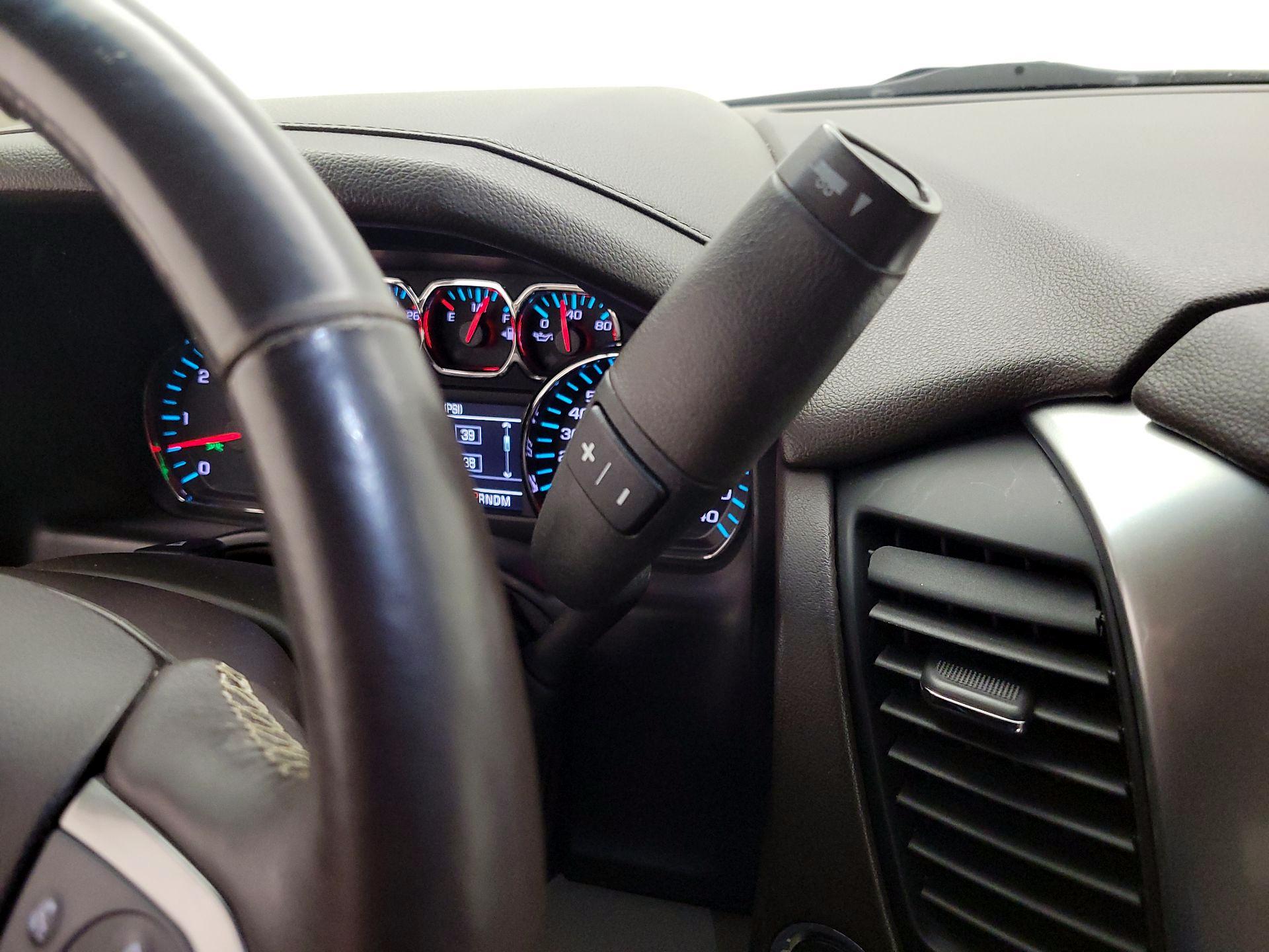 Thumbnail: 2016 Chevrolet Tahoe - 18