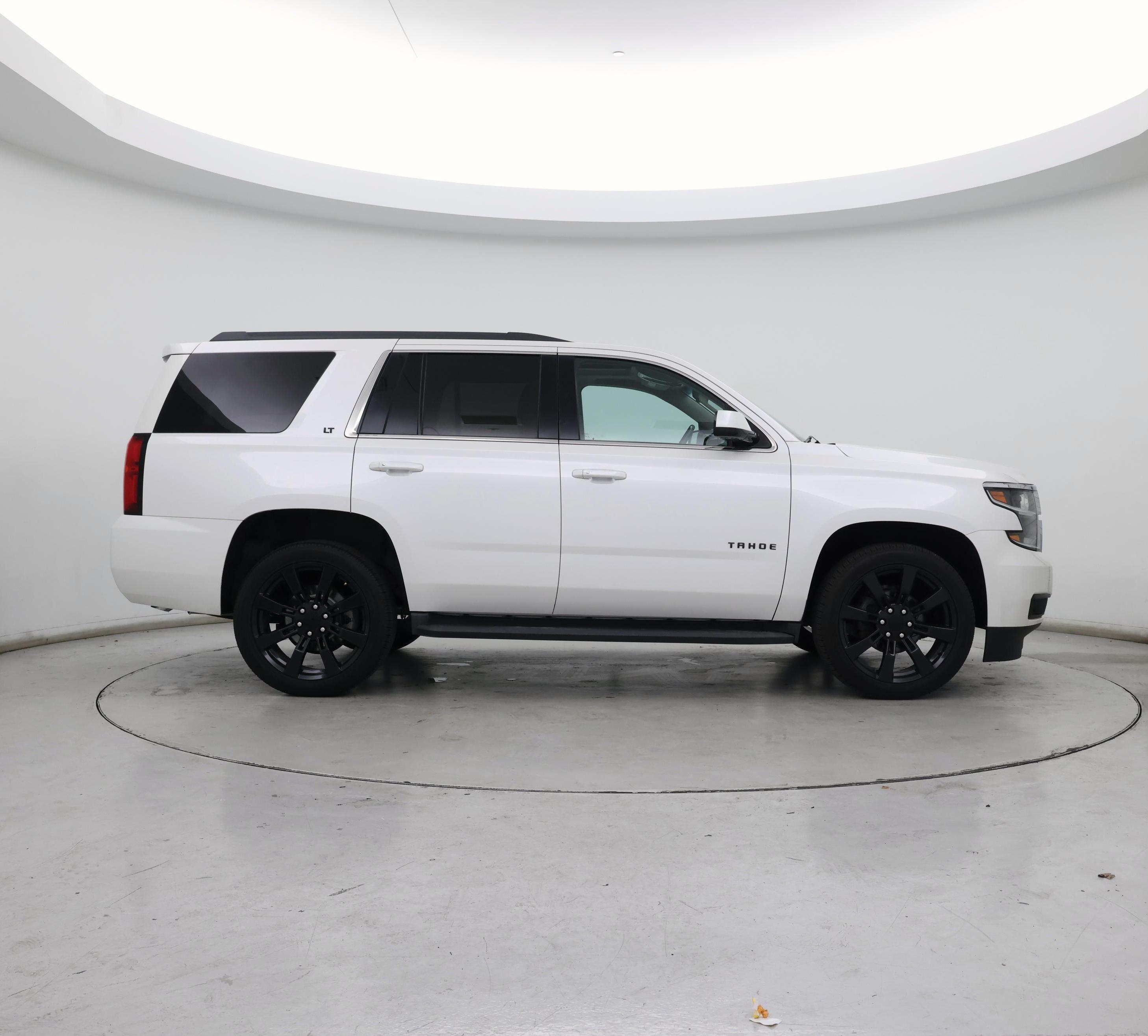 Thumbnail: 2016 Chevrolet Tahoe - 7