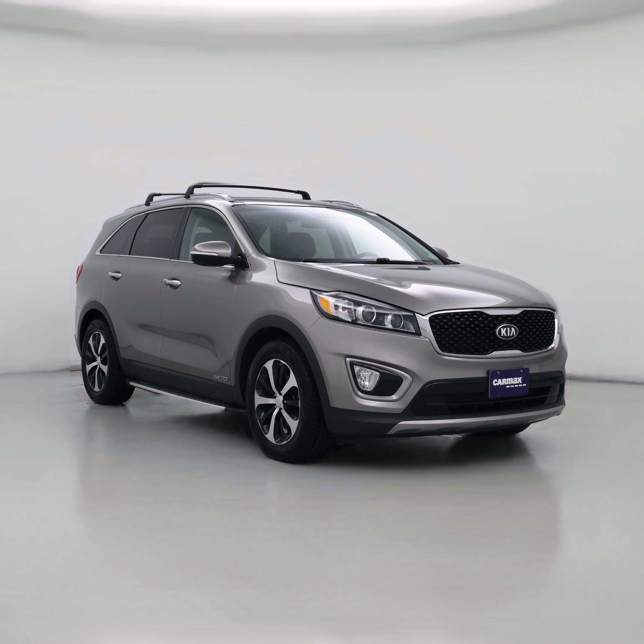 Thumbnail: 2016 Kia Sorento - 1