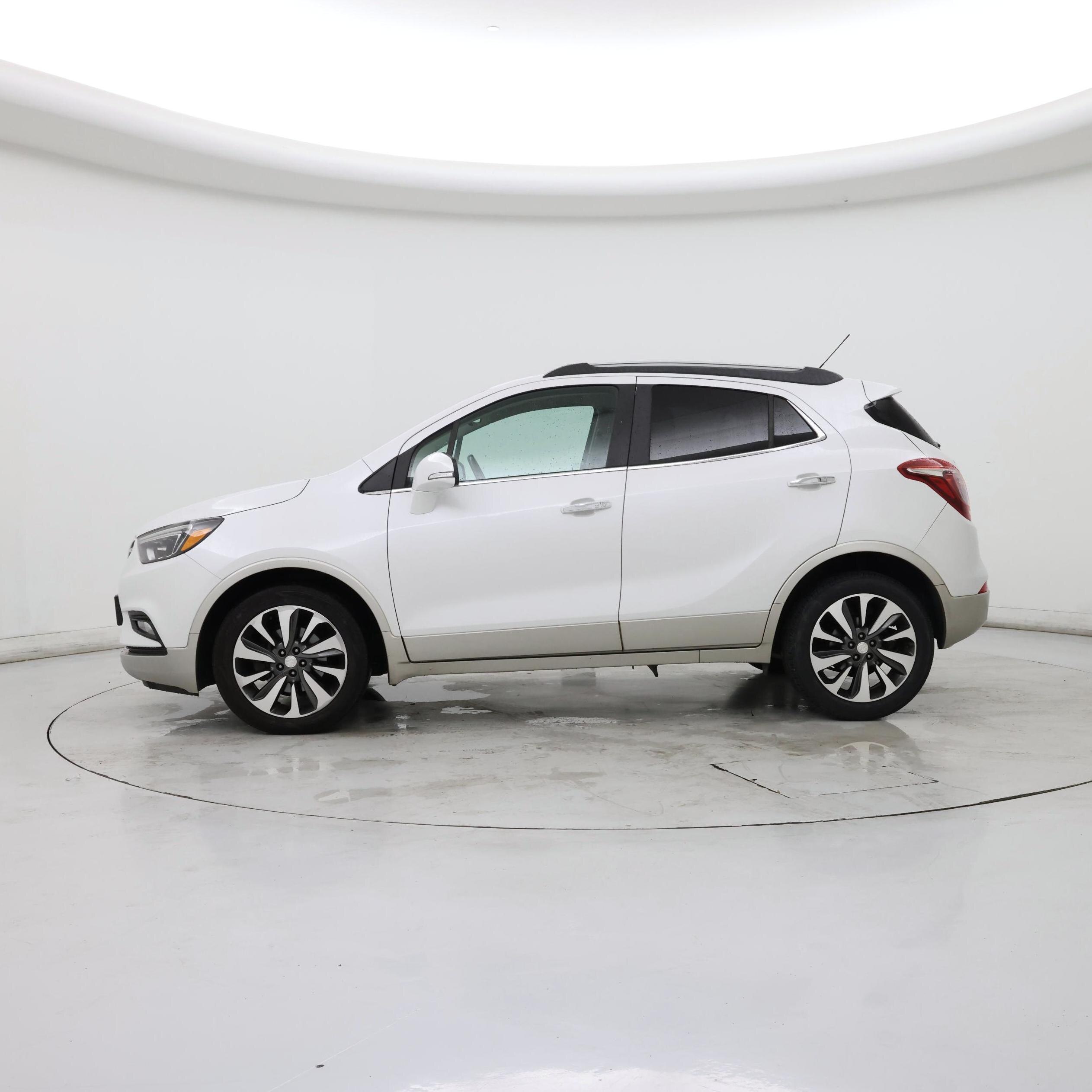 Thumbnail: 2017 Buick Encore - 3