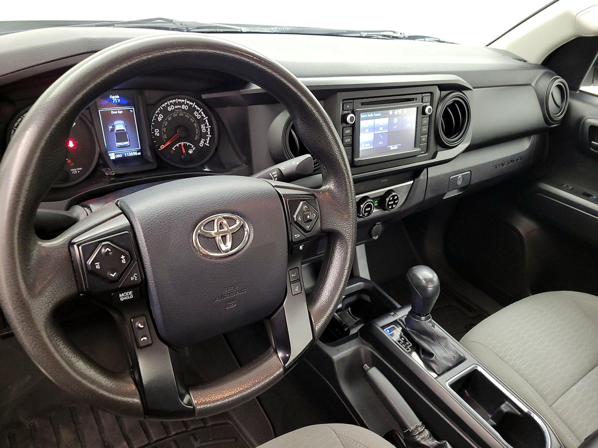 Thumbnail: 2018 Toyota Tacoma - 9
