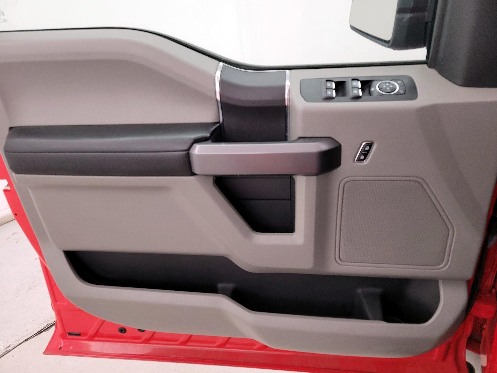 Thumbnail: 2019 Ford F-150 - 12