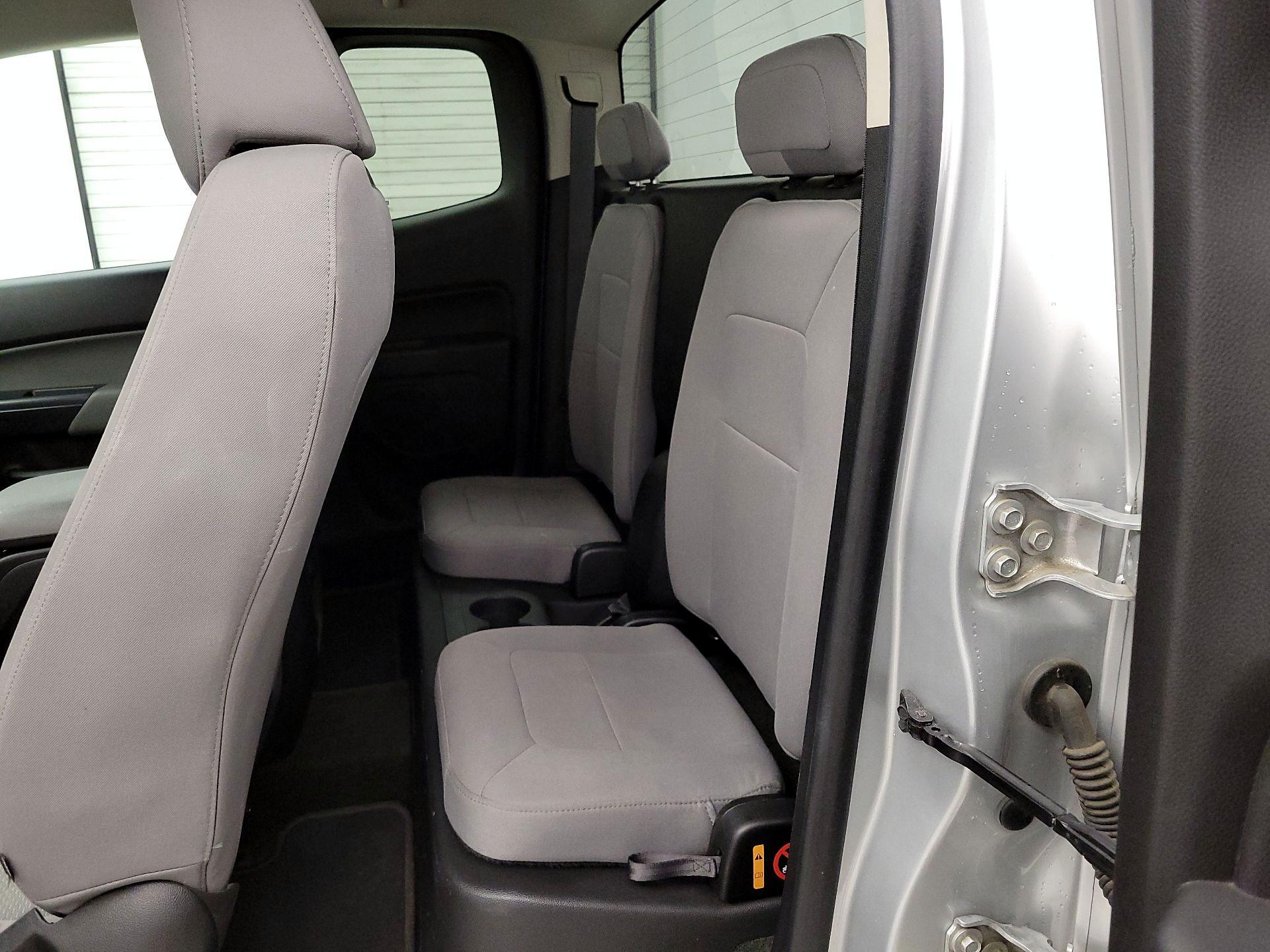 Thumbnail: 2016 GMC Canyon - 19