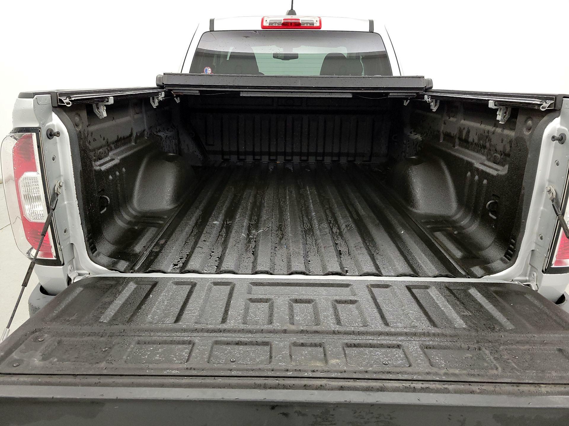 Thumbnail: 2016 GMC Canyon - 20