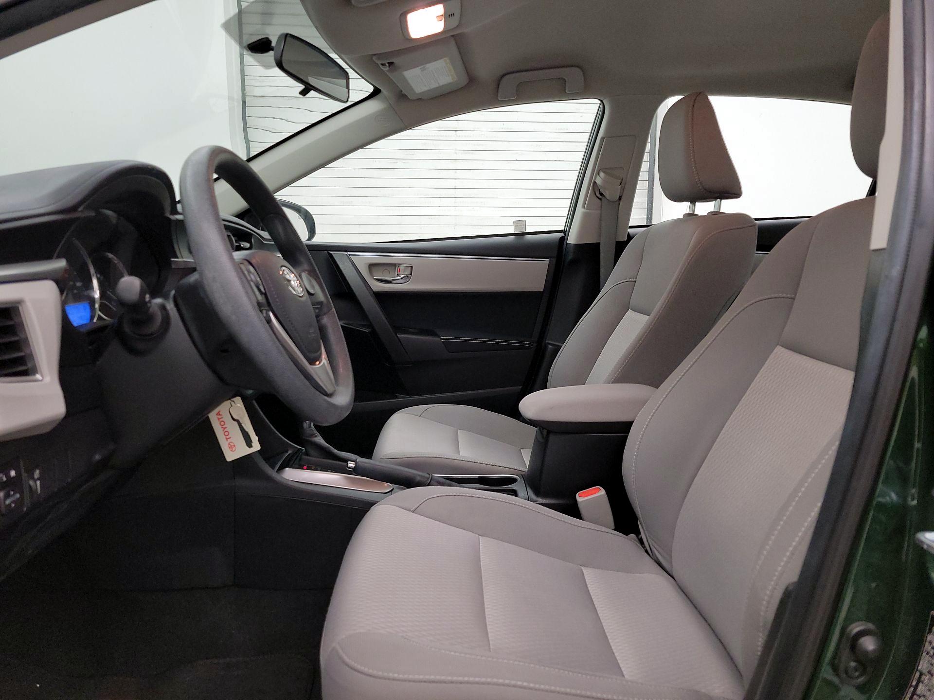 Thumbnail: 2014 Toyota Corolla - 11