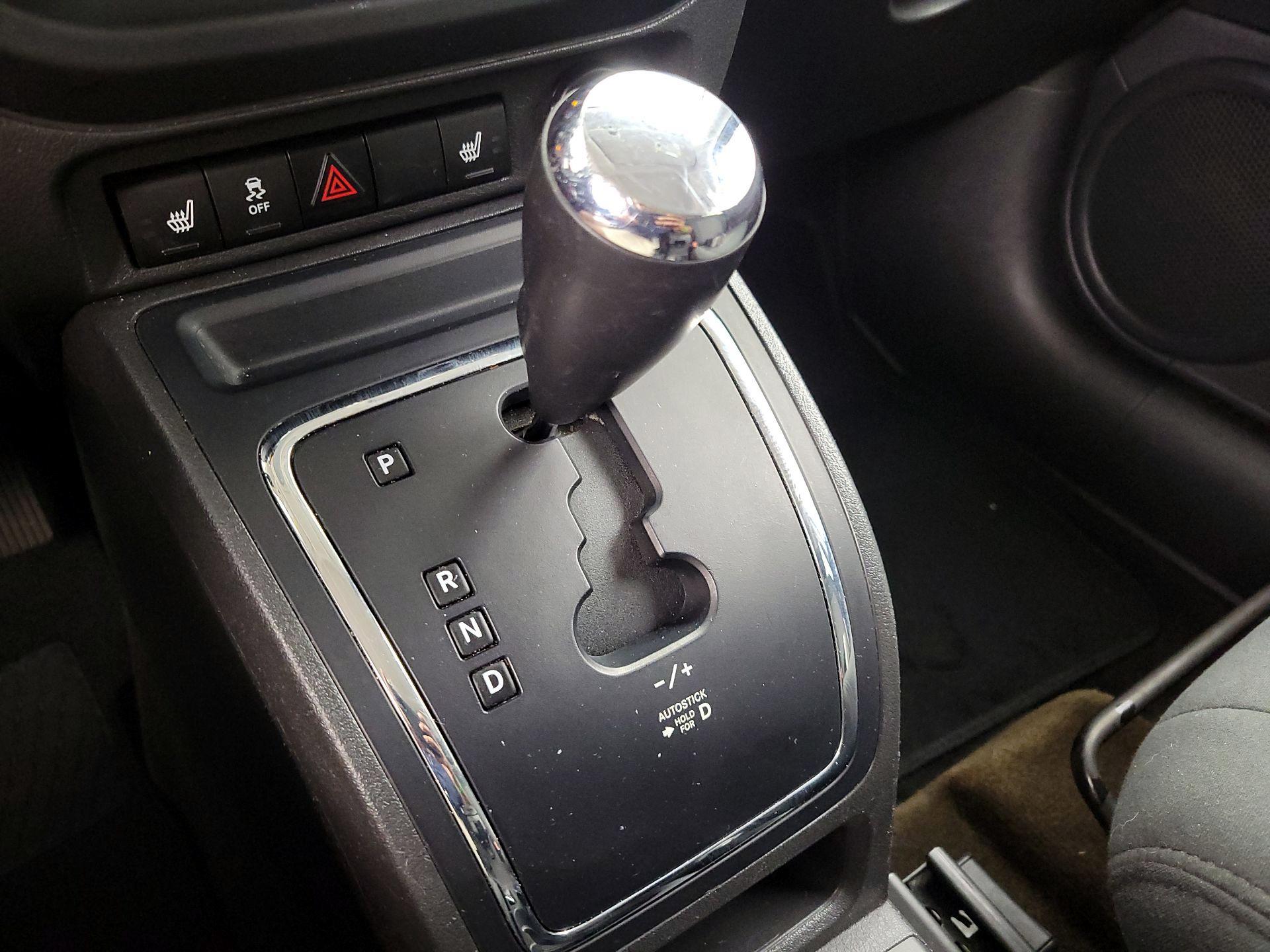 Thumbnail: 2014 Jeep Patriot - 15