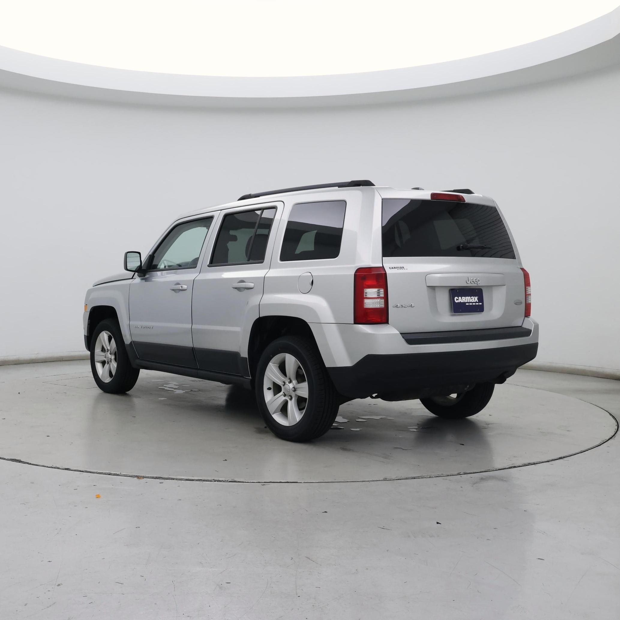 Thumbnail: 2014 Jeep Patriot - 2