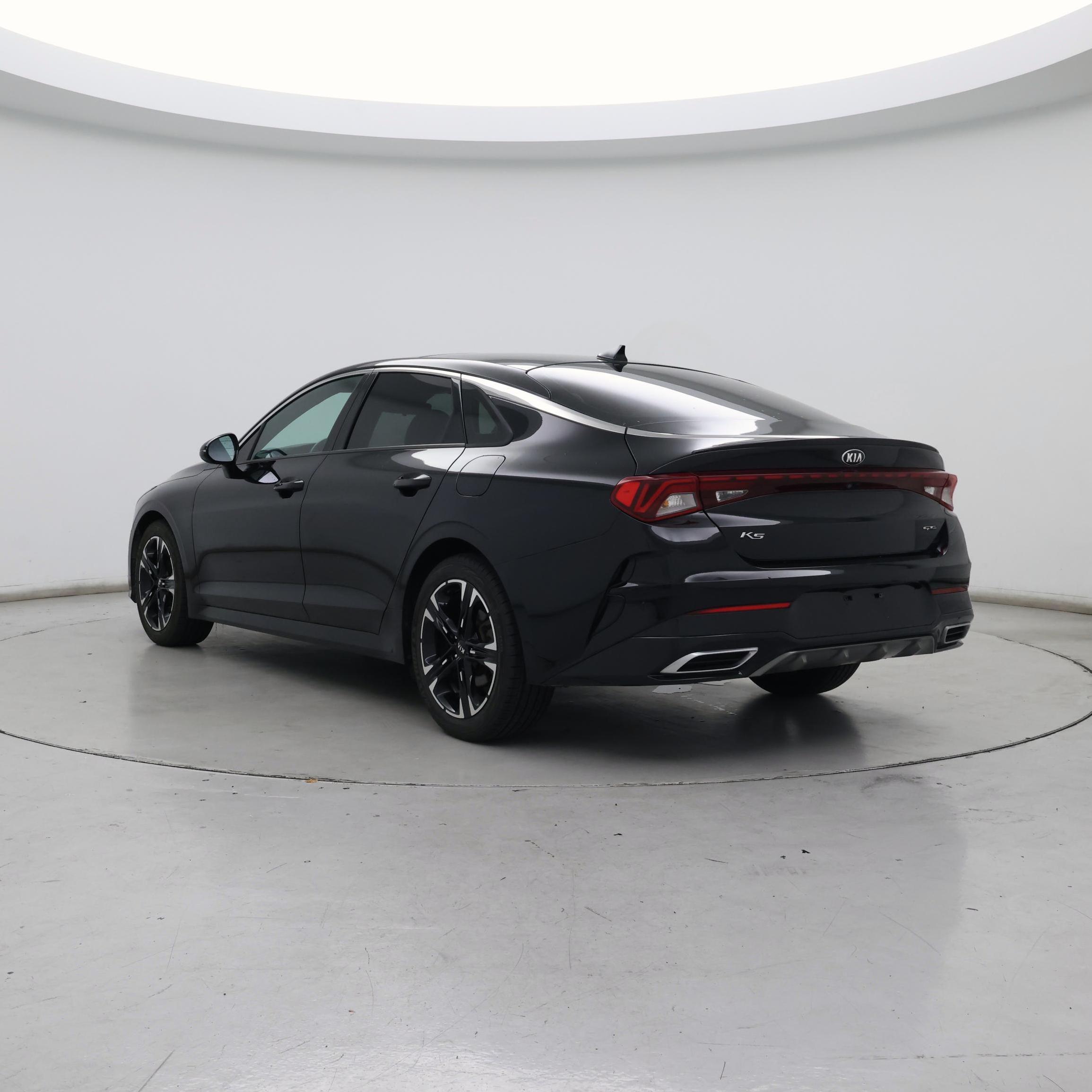 Thumbnail: 2021 Kia K5 - 2