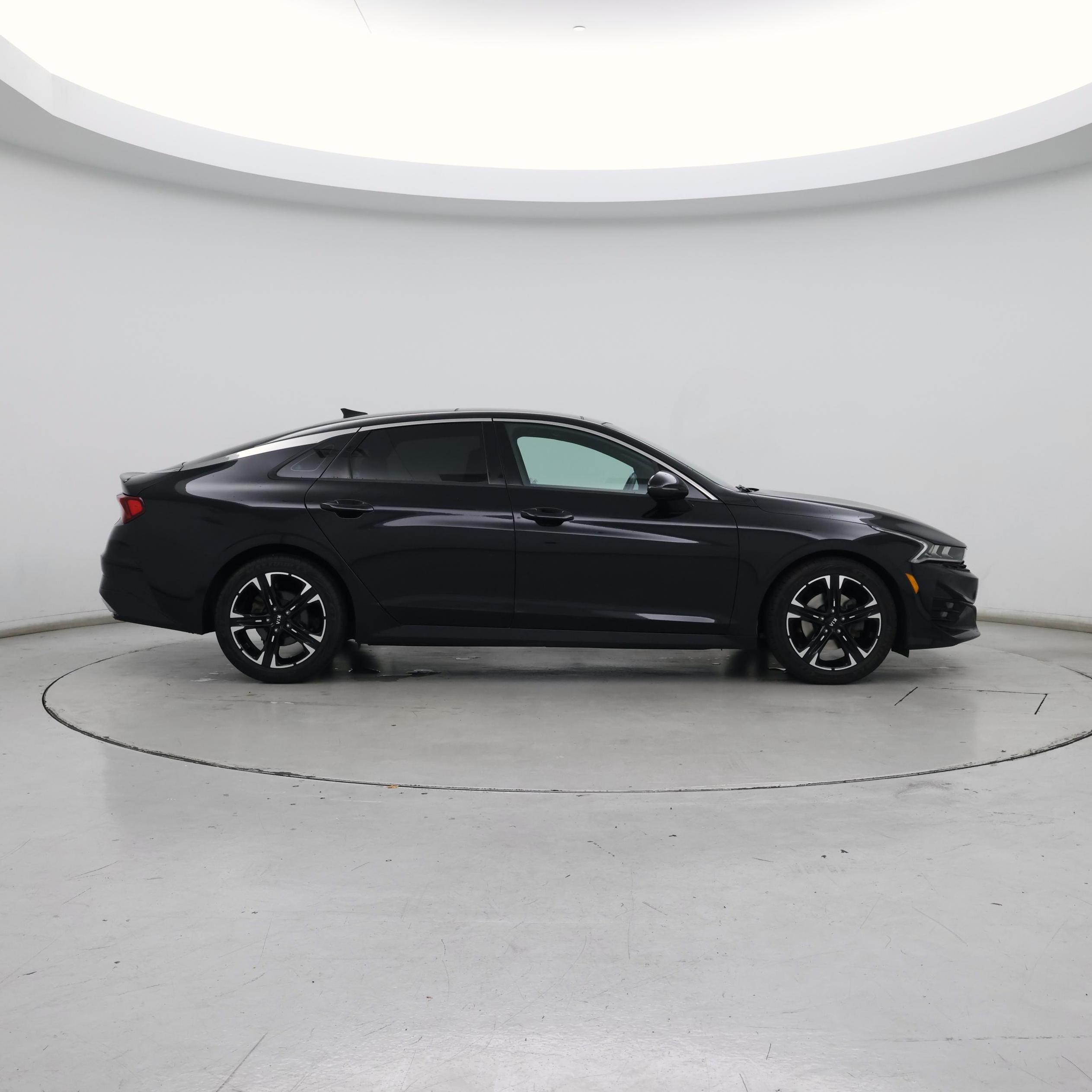 Thumbnail: 2021 Kia K5 - 7