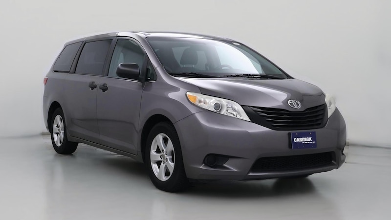 2017 Toyota Sienna L Hero Image