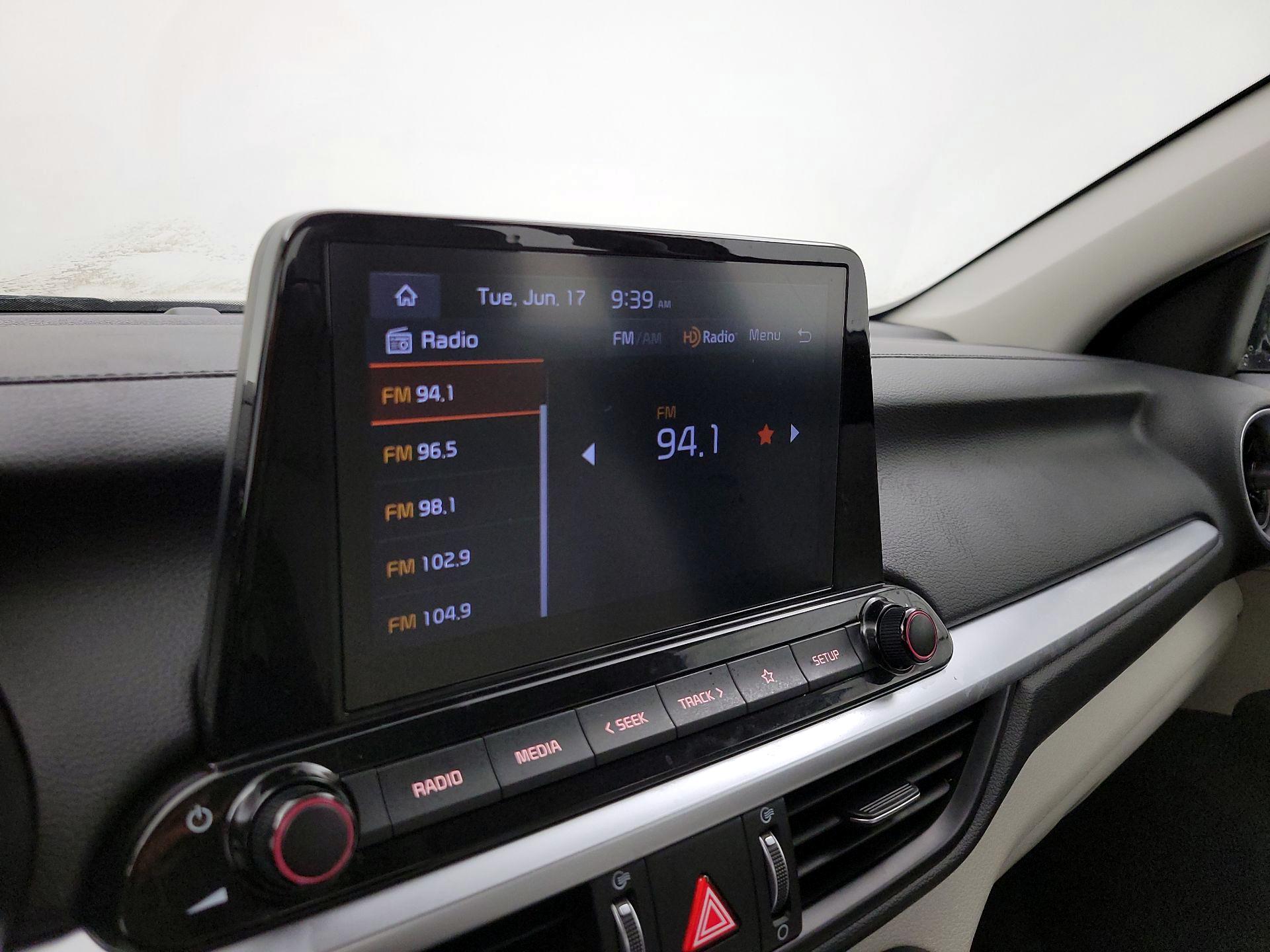 Thumbnail: 2023 Kia Forte - 15