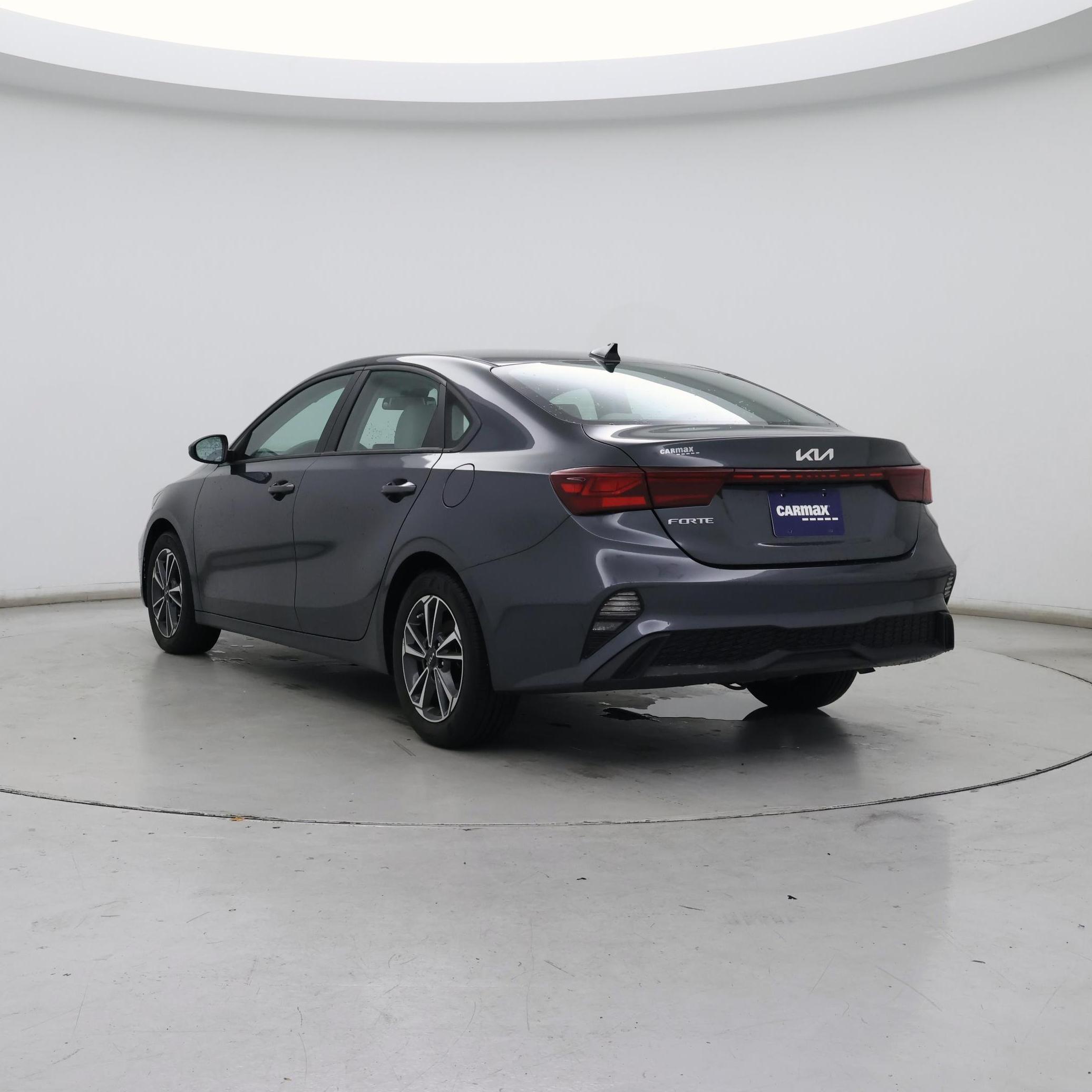 Thumbnail: 2023 Kia Forte - 2