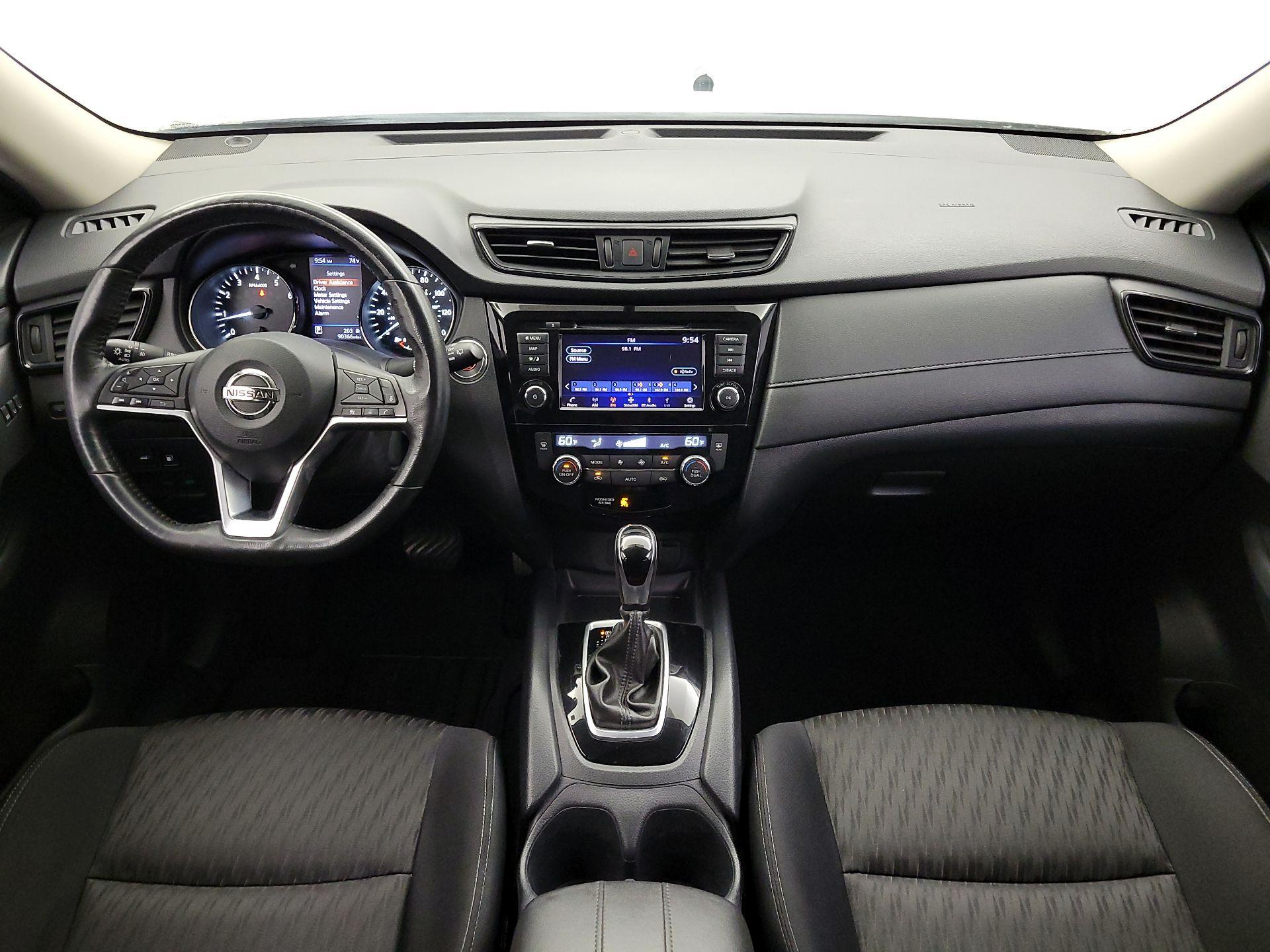 Thumbnail: 2018 Nissan Rogue - 9