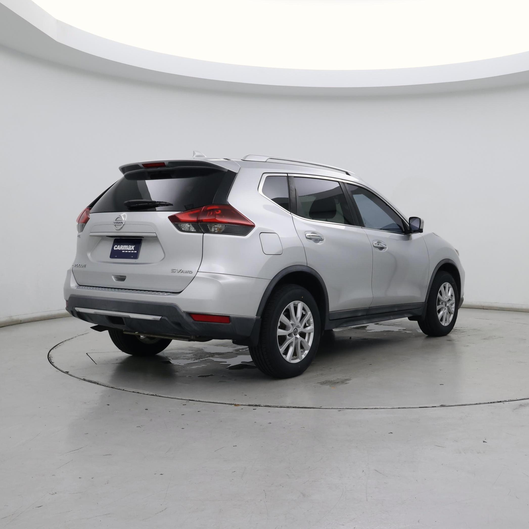 Thumbnail: 2018 Nissan Rogue - 8