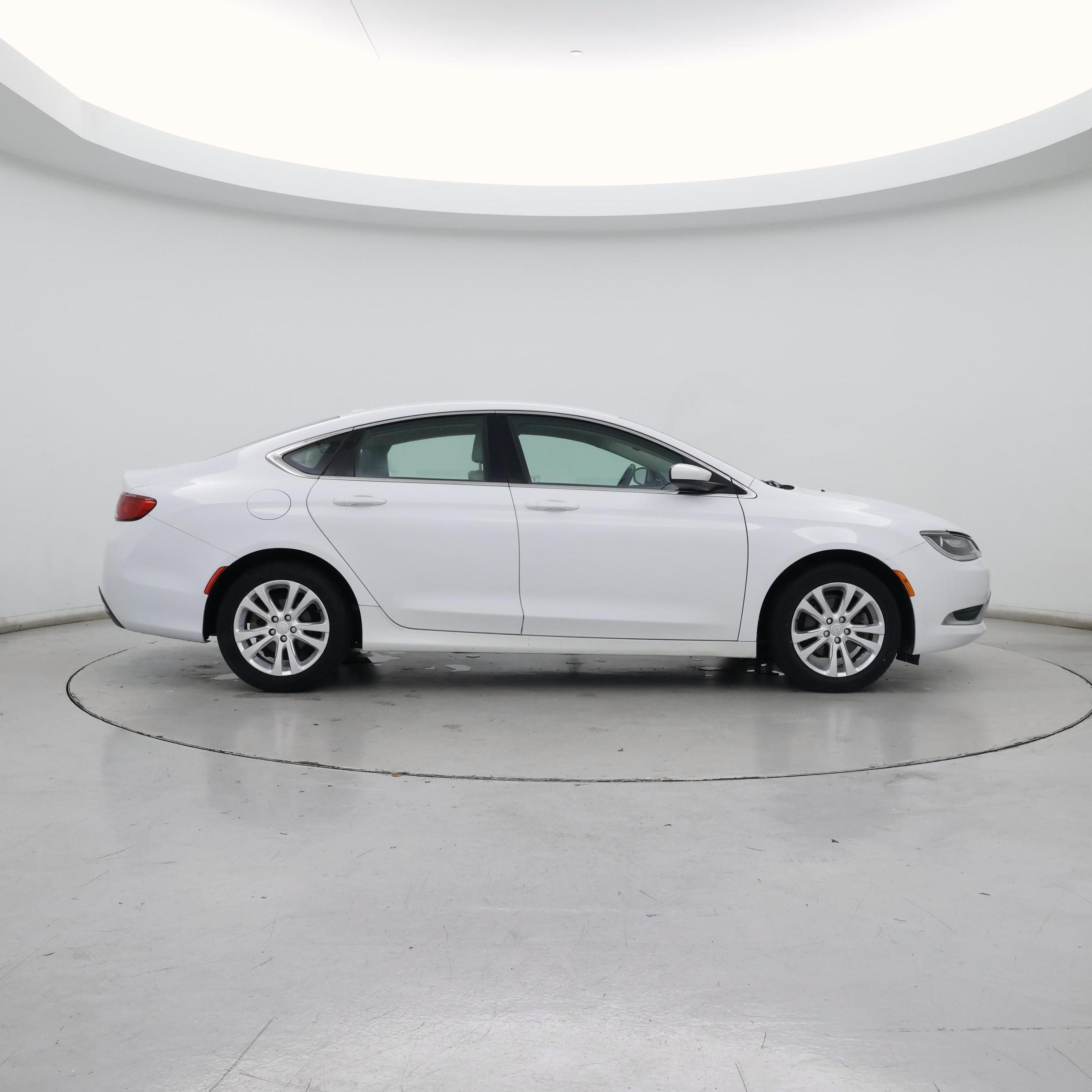 Thumbnail: 2015 Chrysler 200 - 7