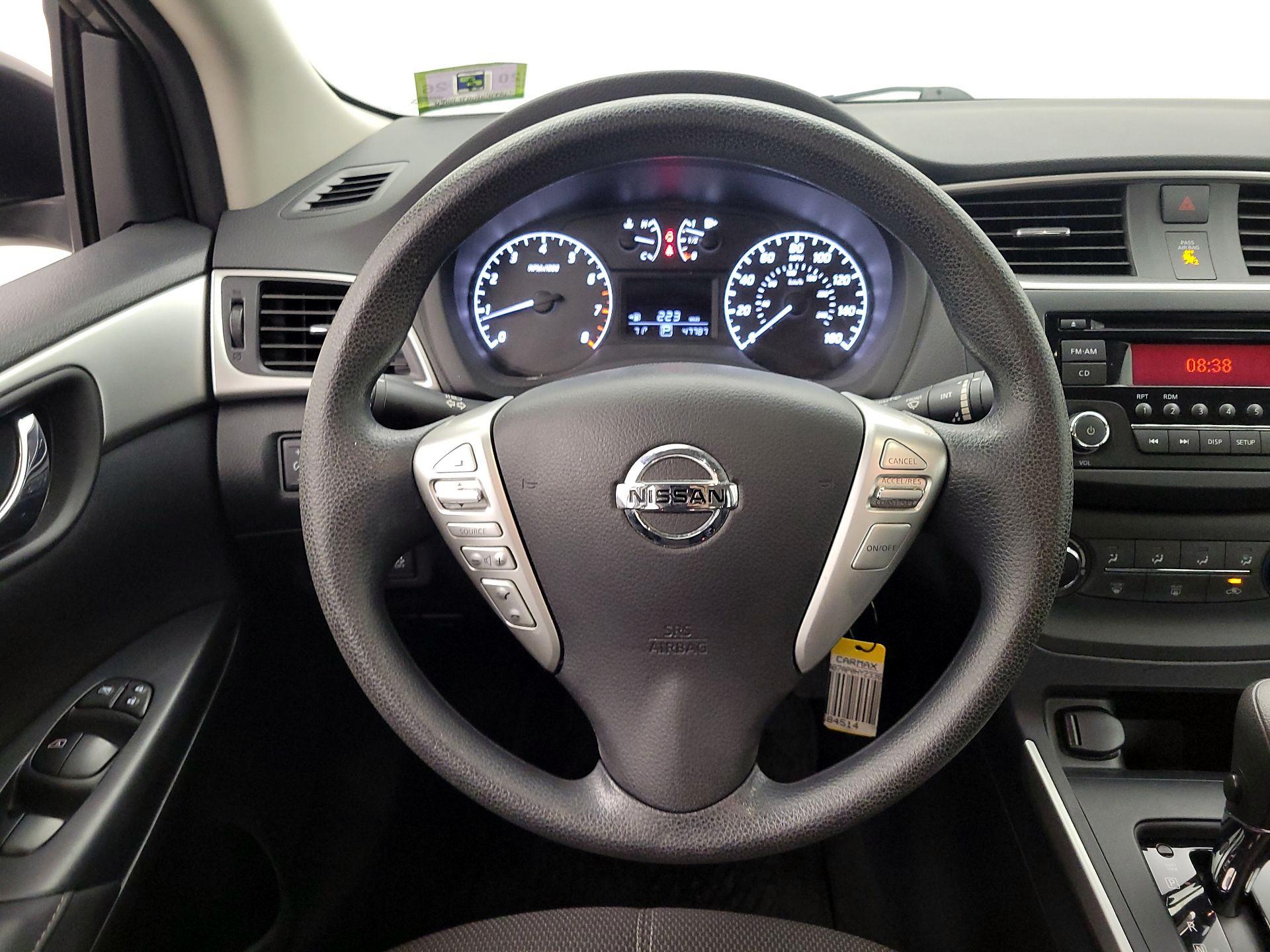 Thumbnail: 2017 Nissan Sentra - 10