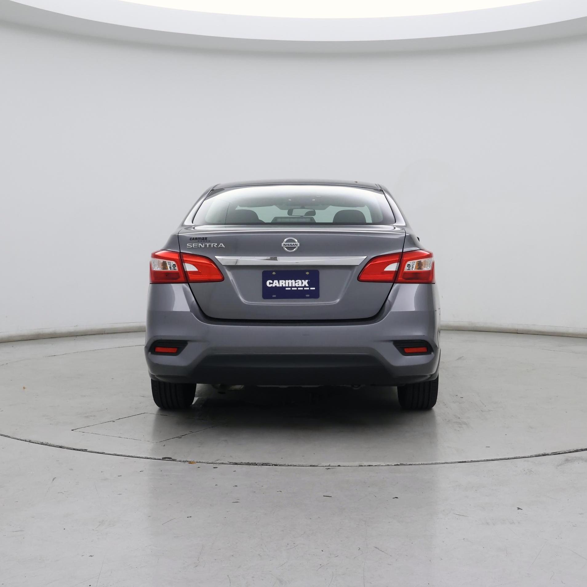 Thumbnail: 2017 Nissan Sentra - 6