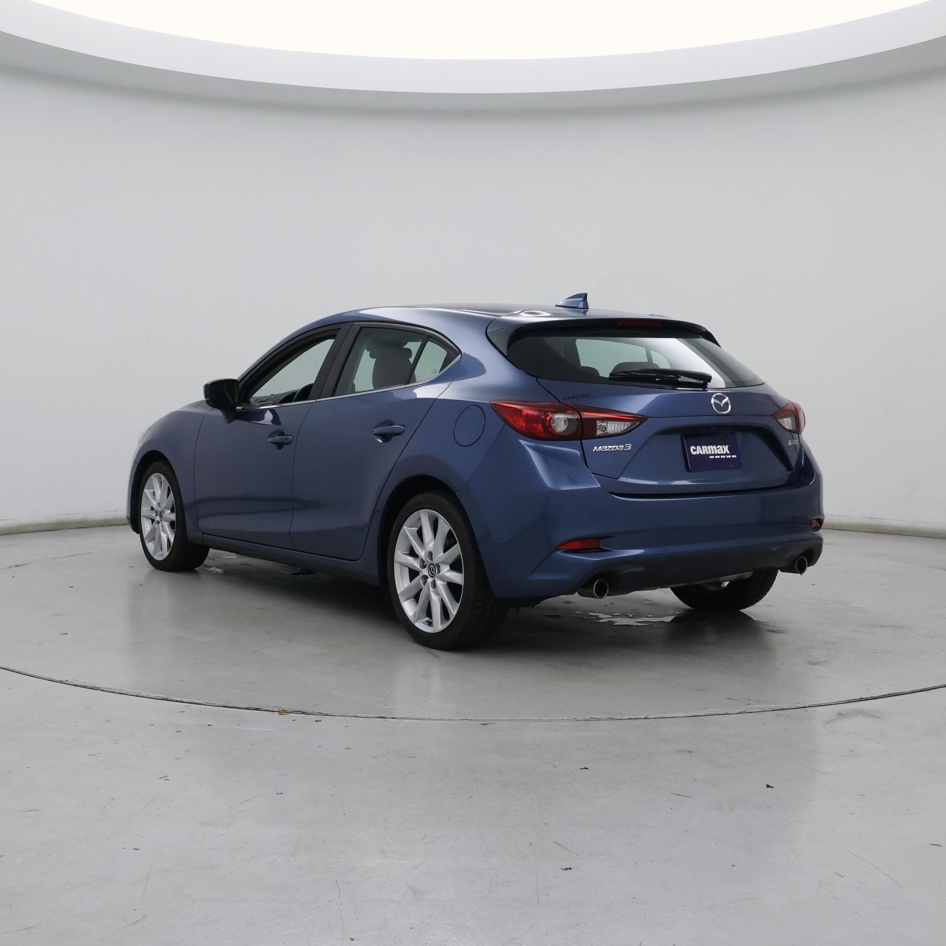 Thumbnail: 2018 Mazda Mazda3 - 2