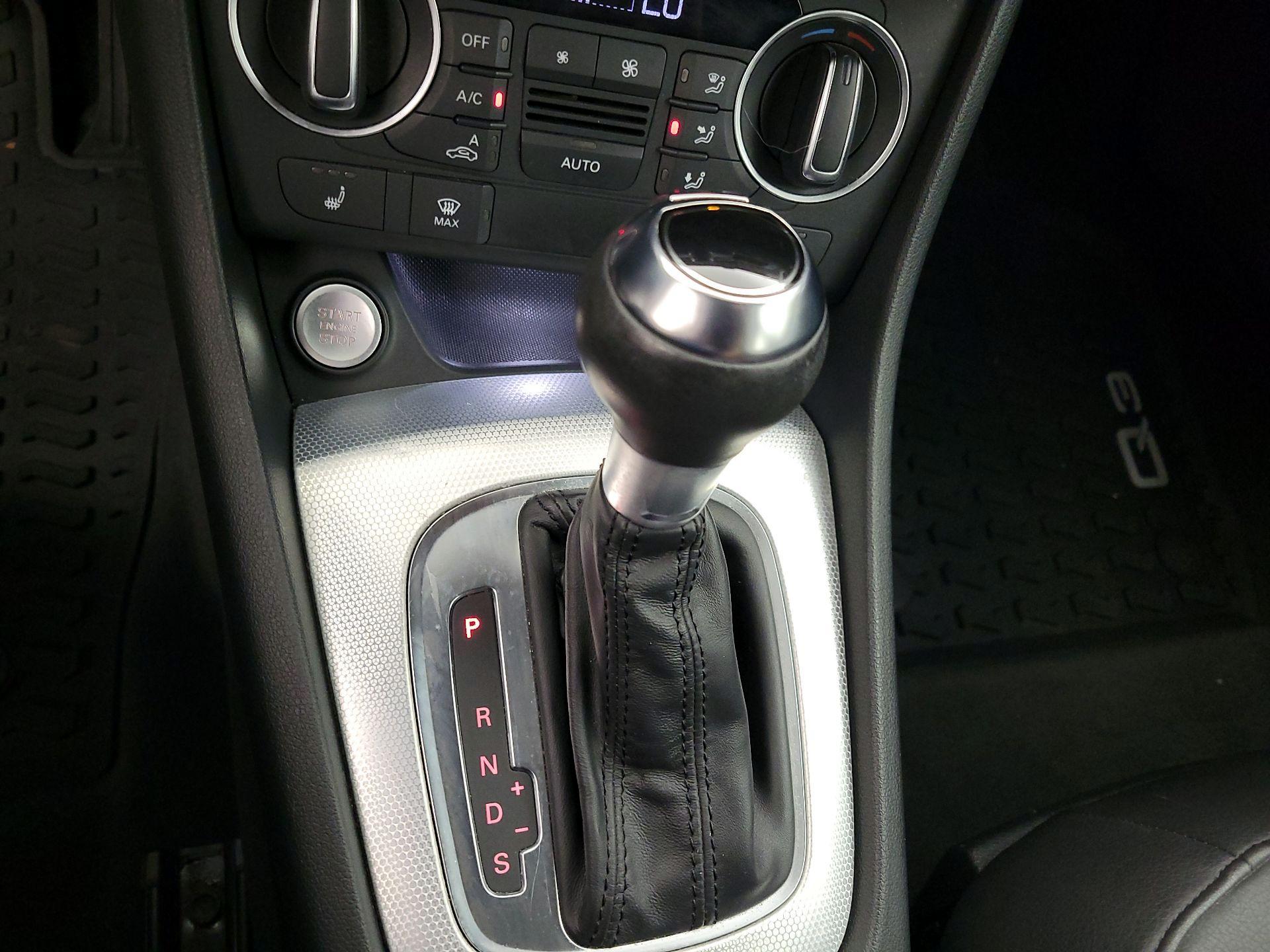 Thumbnail: 2016 Audi Q3 - 18