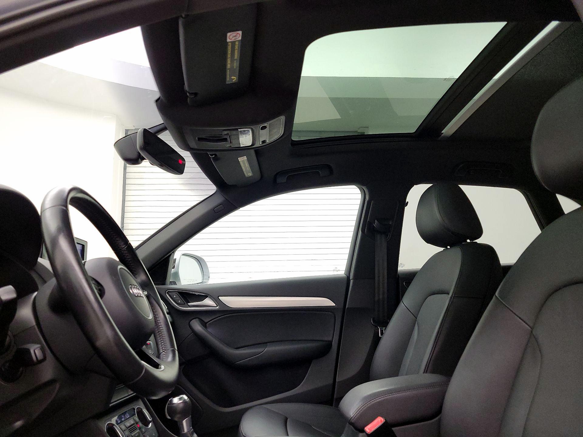 Thumbnail: 2016 Audi Q3 - 19