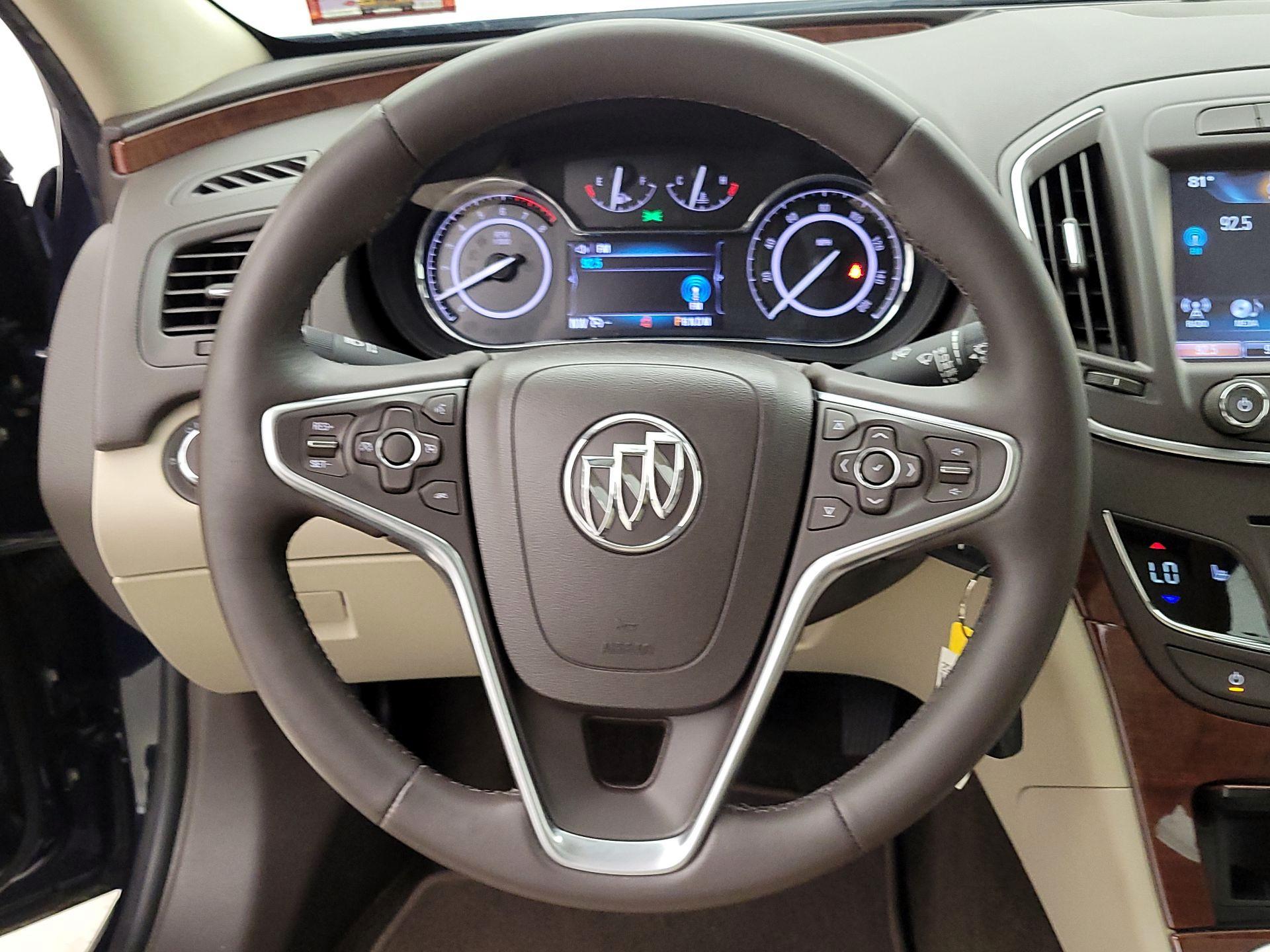 Thumbnail: 2017 Buick Regal - 10