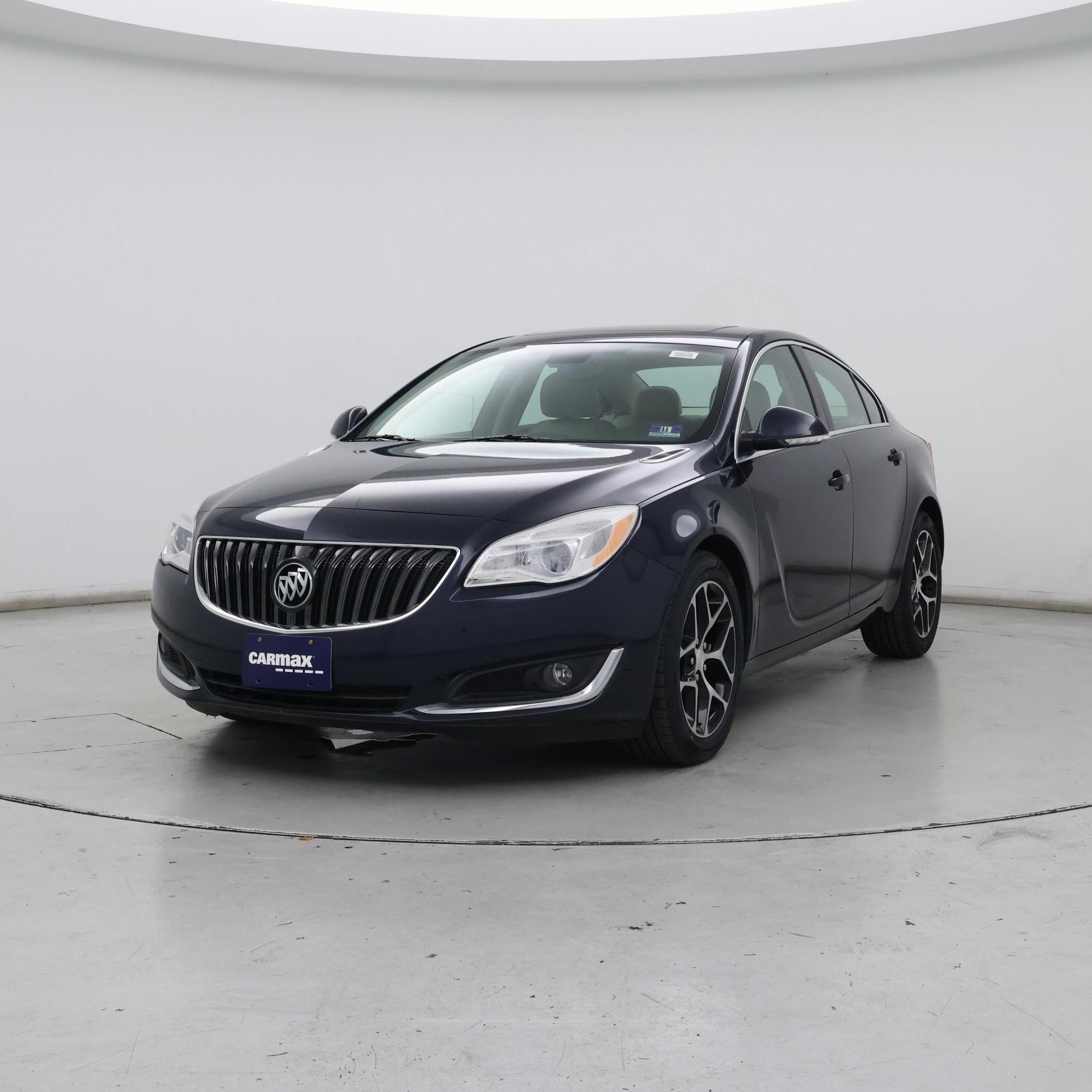 Thumbnail: 2017 Buick Regal - 4