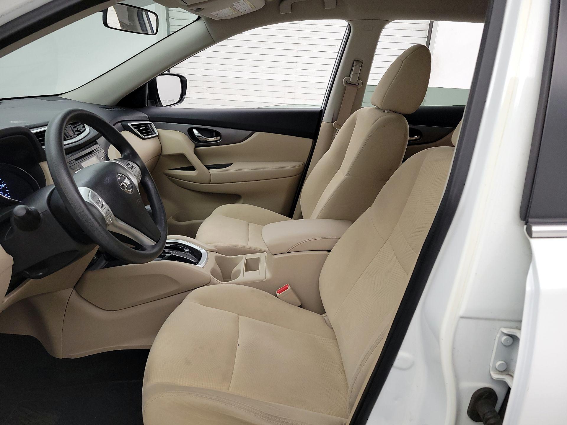 Thumbnail: 2016 Nissan Rogue - 11