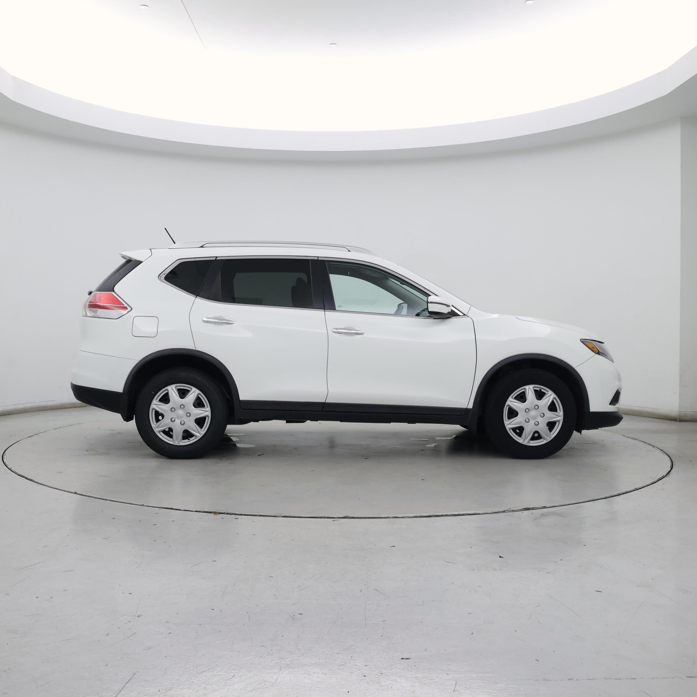 Thumbnail: 2016 Nissan Rogue - 7
