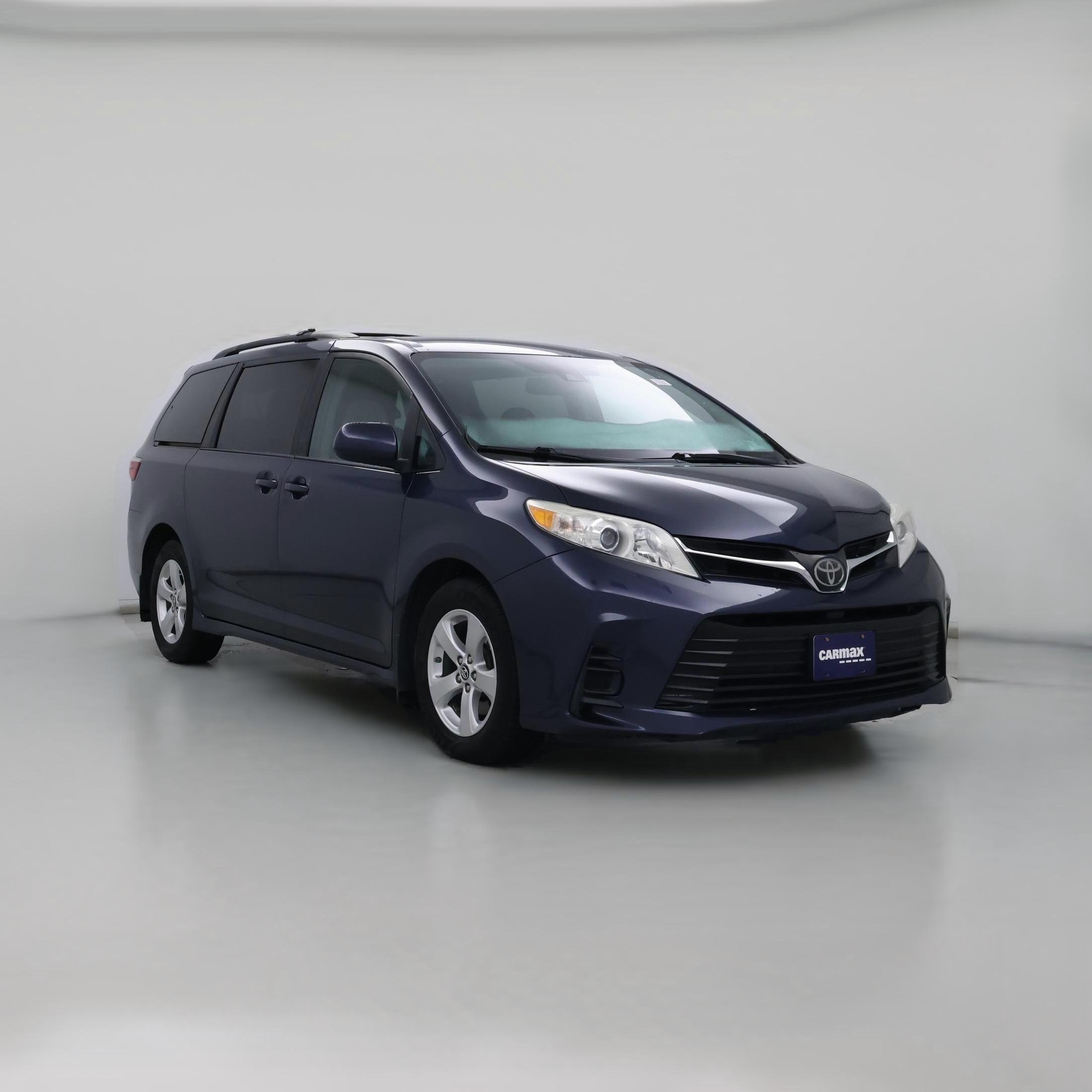 Thumbnail: 2018 Toyota Sienna - 1