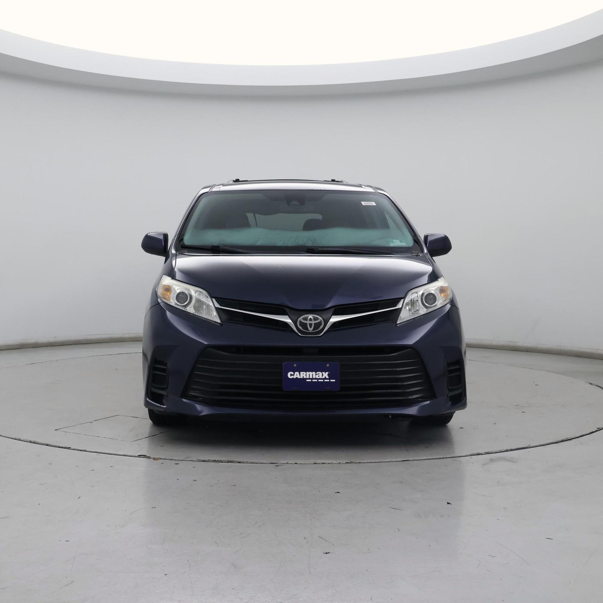 Thumbnail: 2018 Toyota Sienna - 5