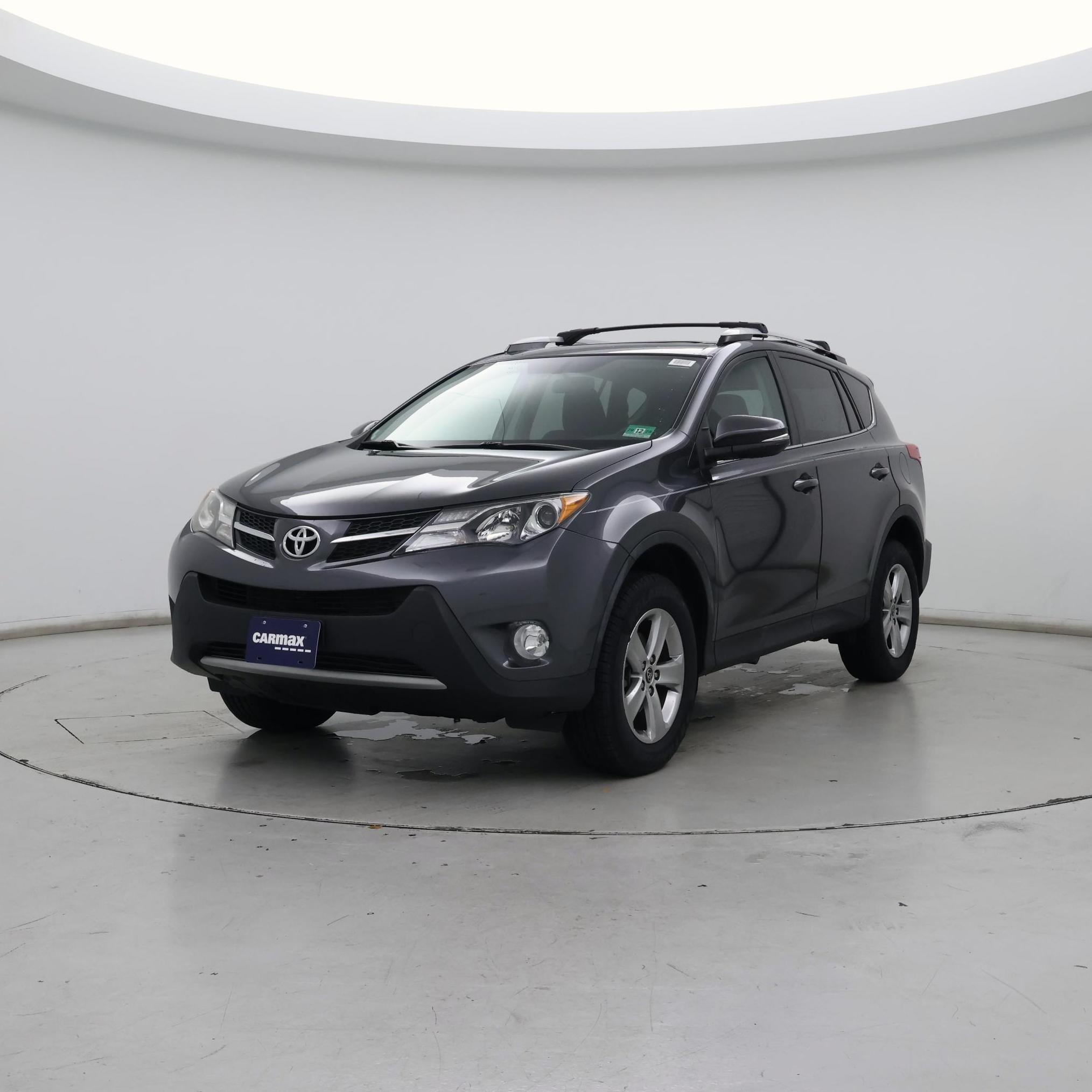 Thumbnail: 2015 Toyota RAV4 - 4
