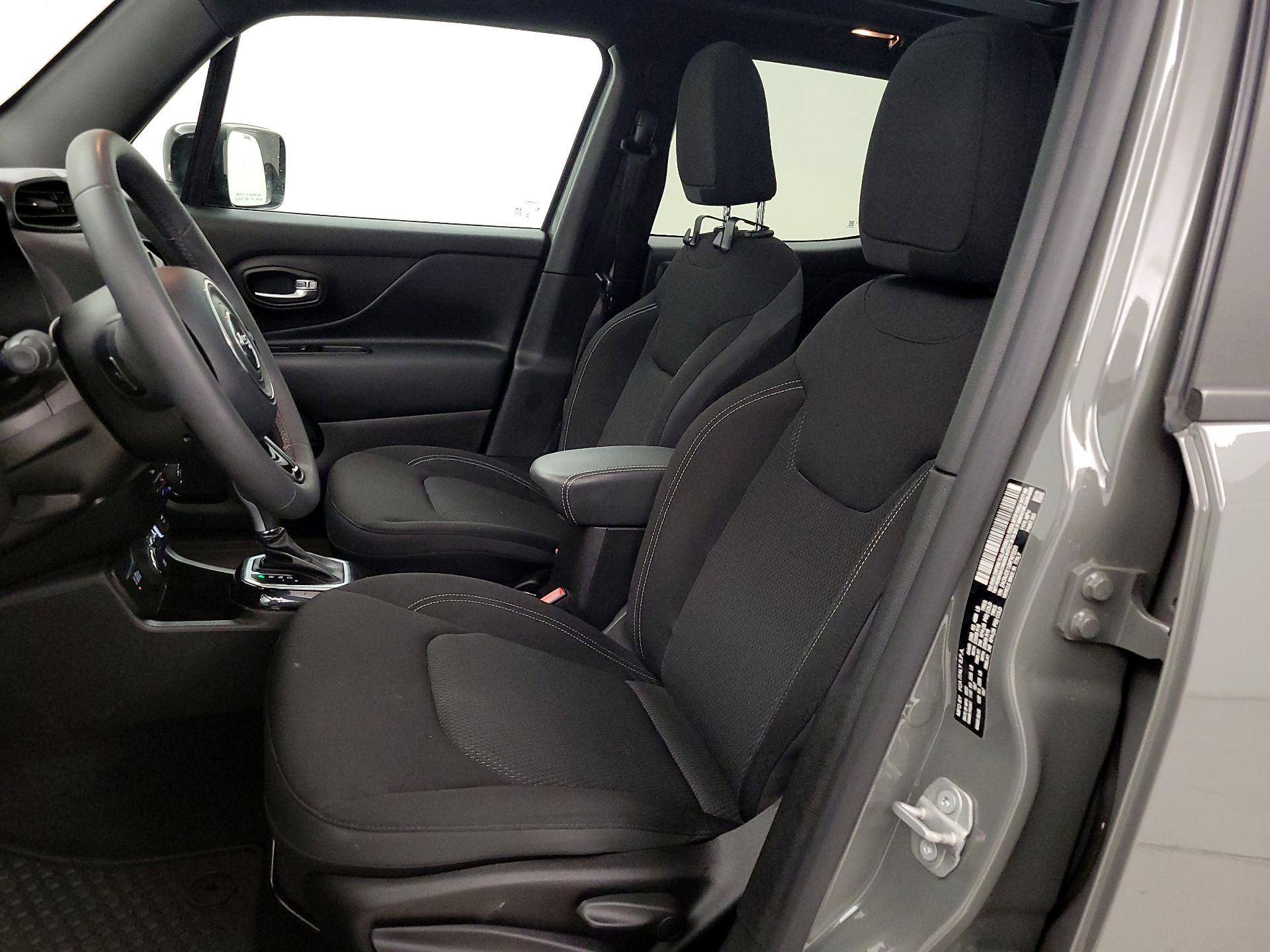 Thumbnail: 2022 Jeep Renegade - 11