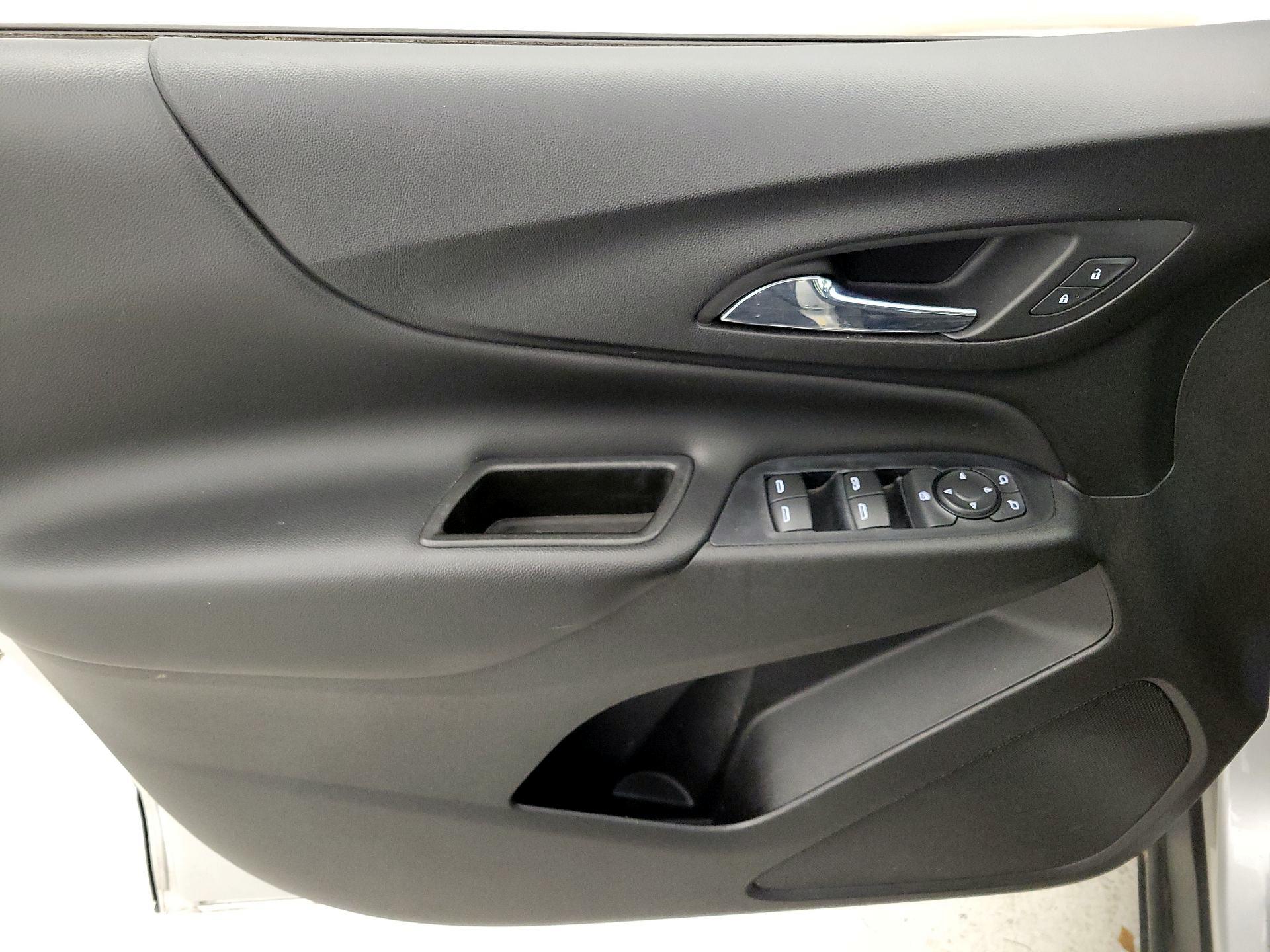 Thumbnail: 2020 Chevrolet Equinox - 12