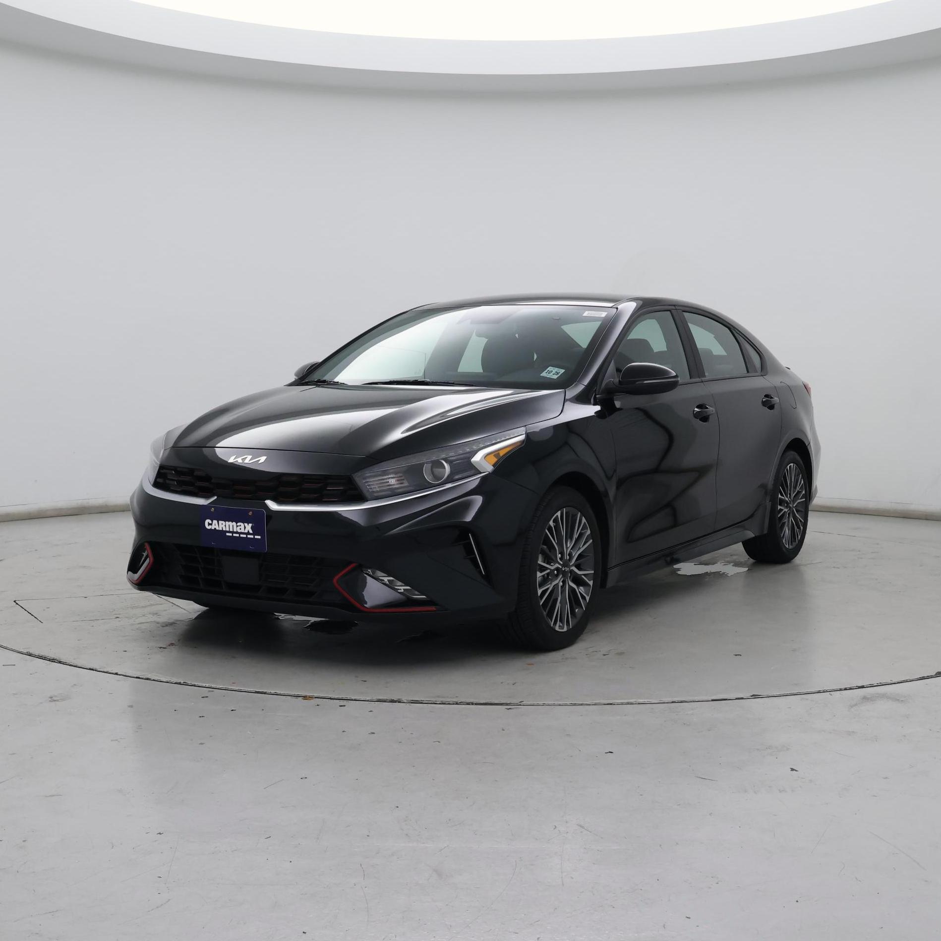 Thumbnail: 2023 Kia Forte - 4