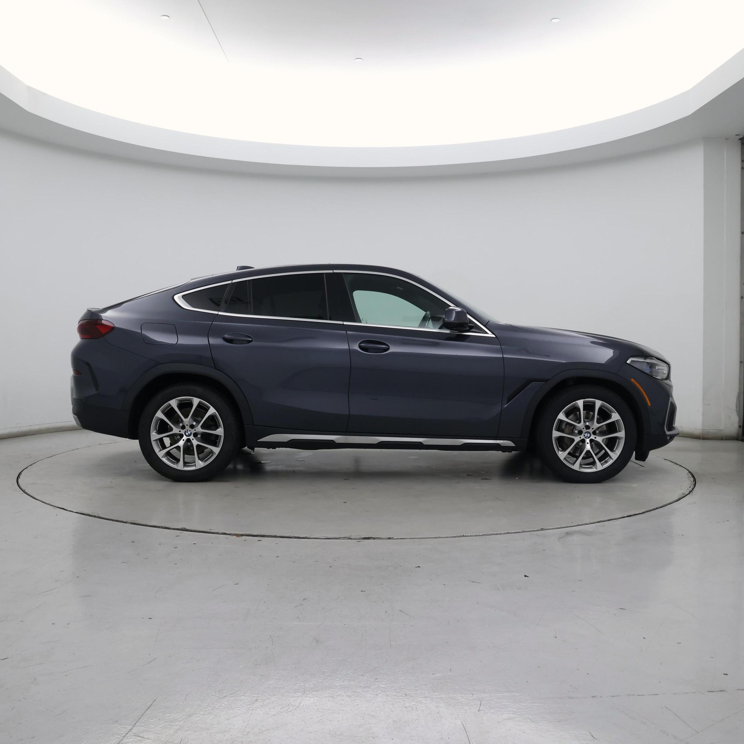 Thumbnail: 2021 BMW X6 - 7