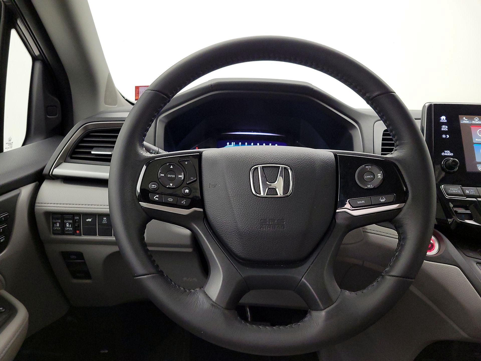 Thumbnail: 2020 Honda Odyssey - 10