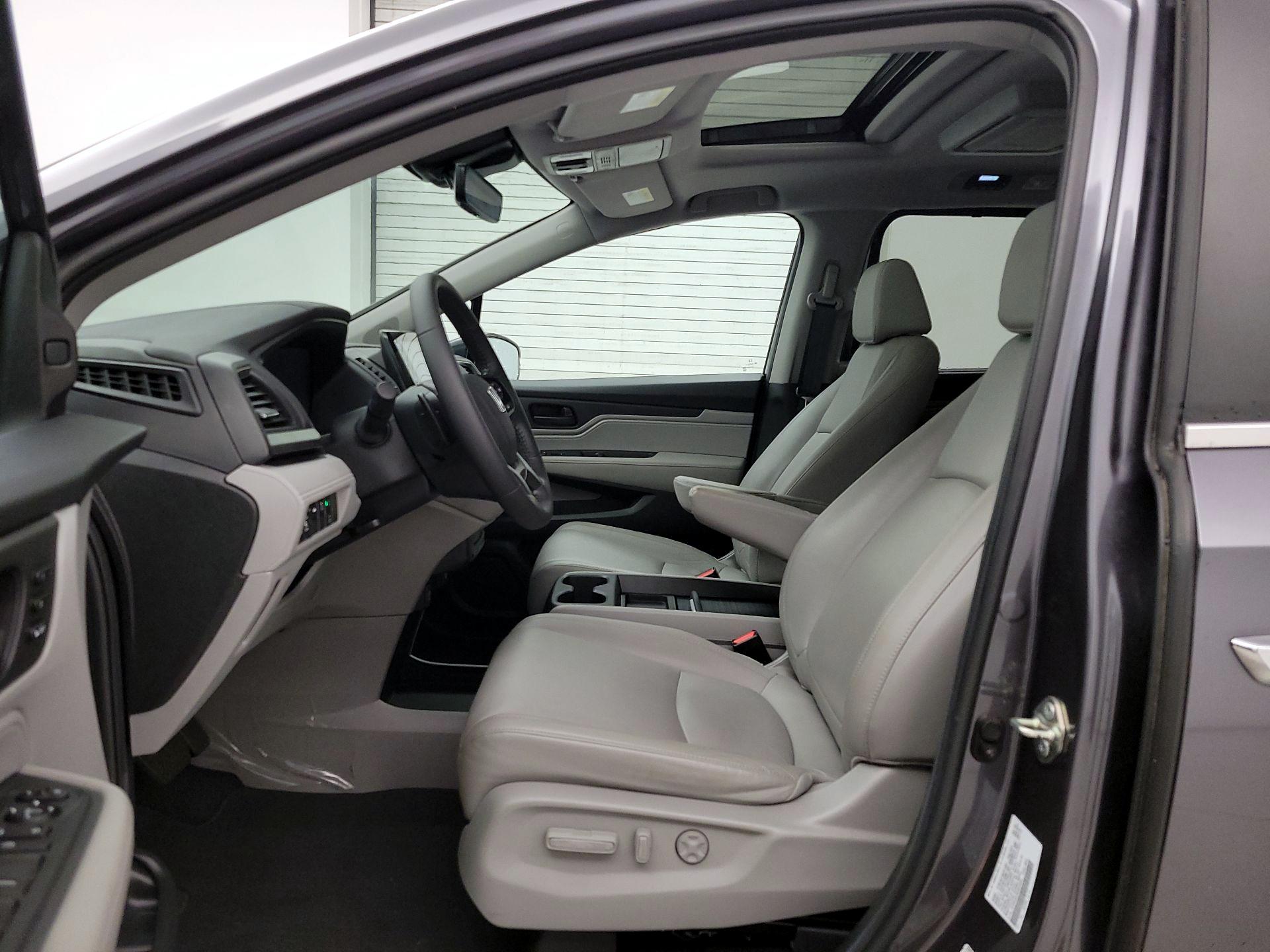 Thumbnail: 2020 Honda Odyssey - 11